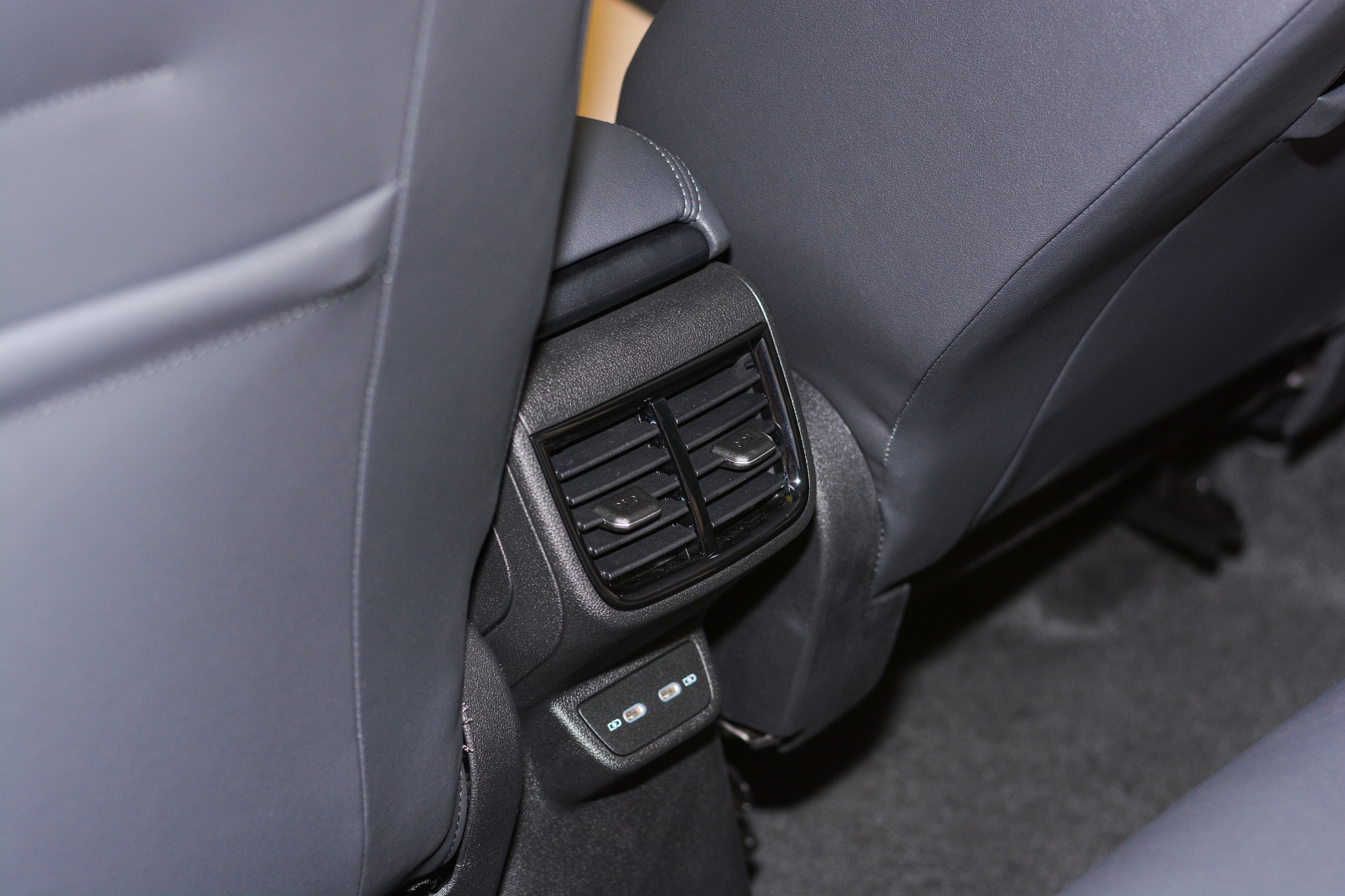 Chi tiet Volkswagen Virtus anh 12