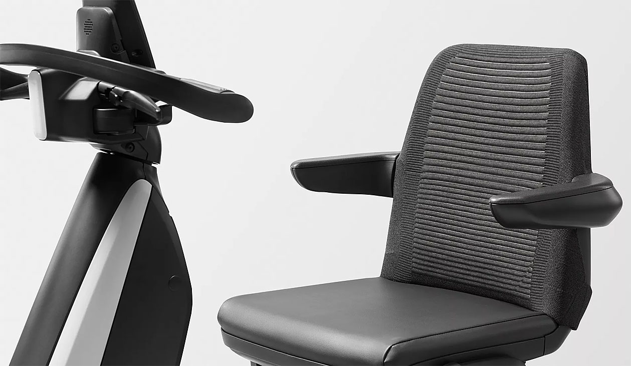 Toyota ban xe may dien anh 2