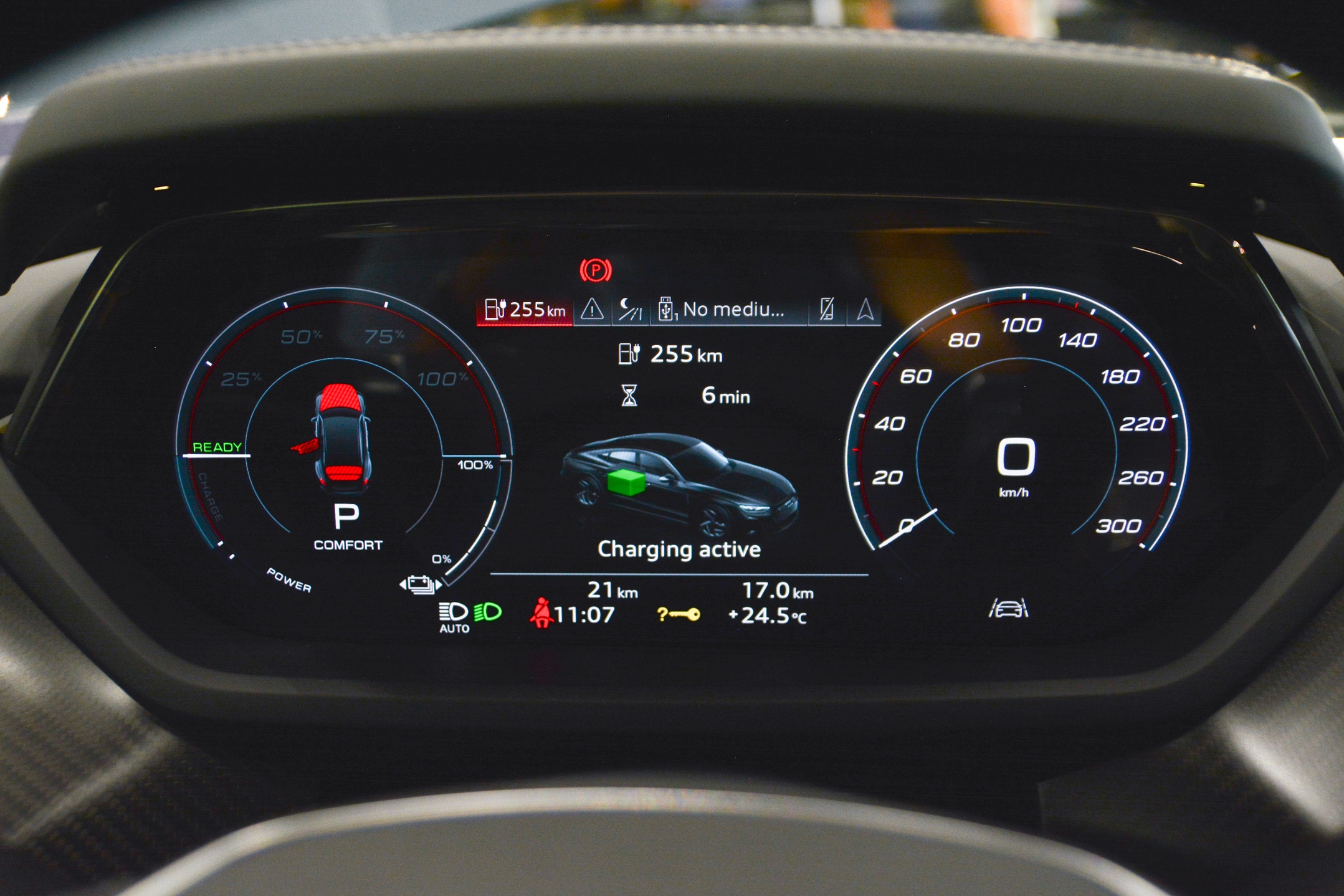 Audi RS e-tron GT anh 14