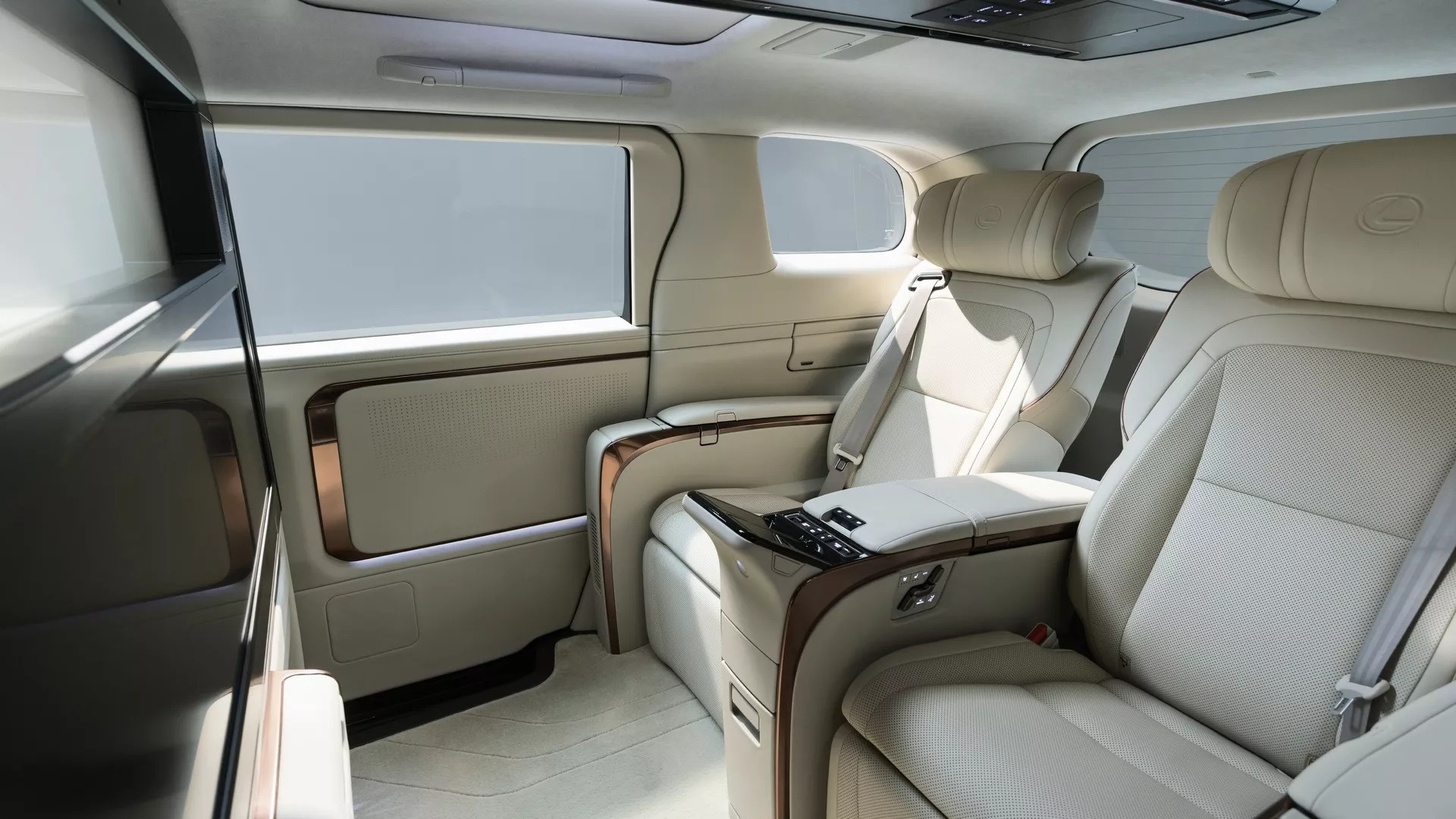 Lexus LM thế hệ mới ảnh 7 Lexus LM the he moi anh 7
