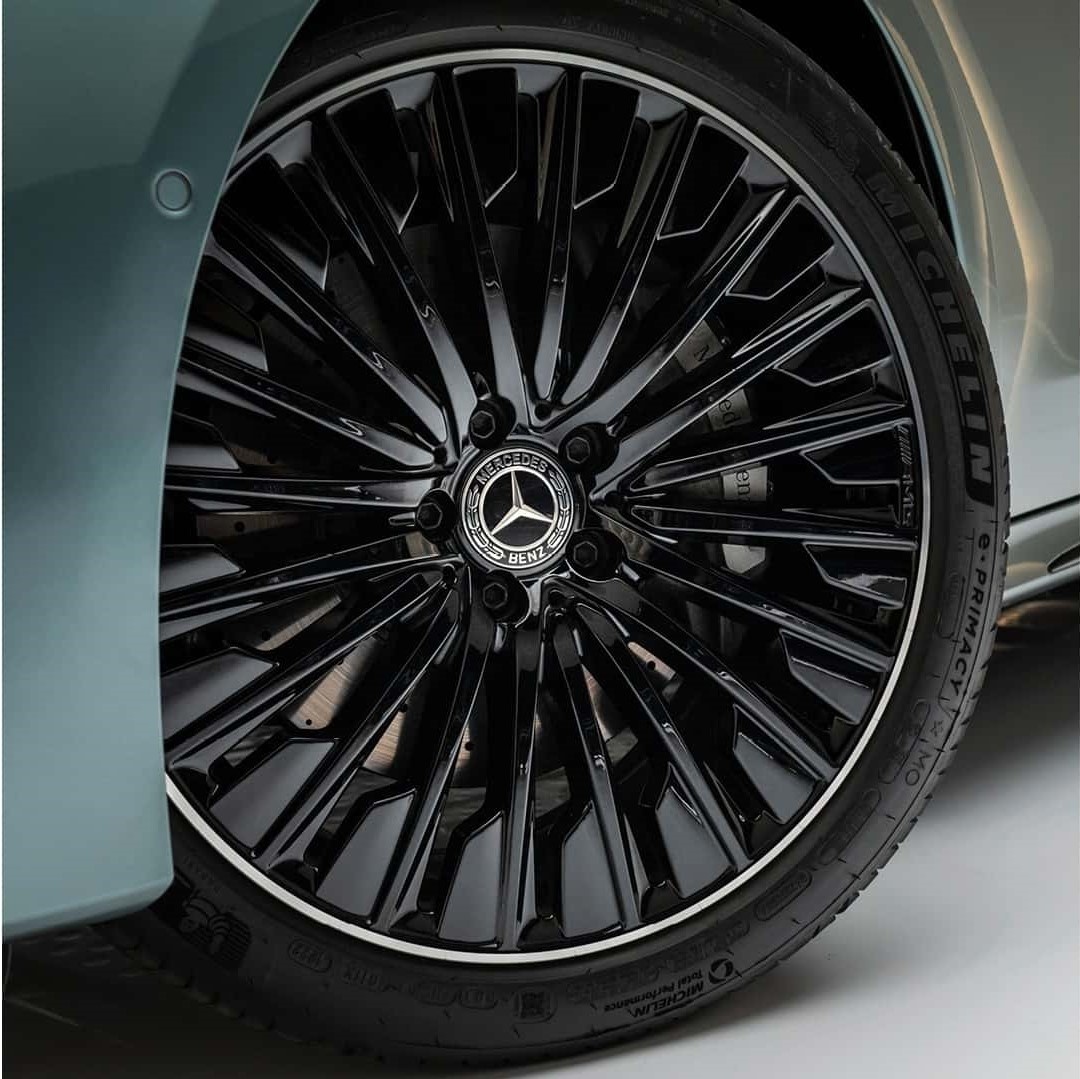 ngoại thất Mercedes-Benz E-Class 2024 ảnh 1 ngoai that Mercedes-Benz E-Class 2024 anh 1