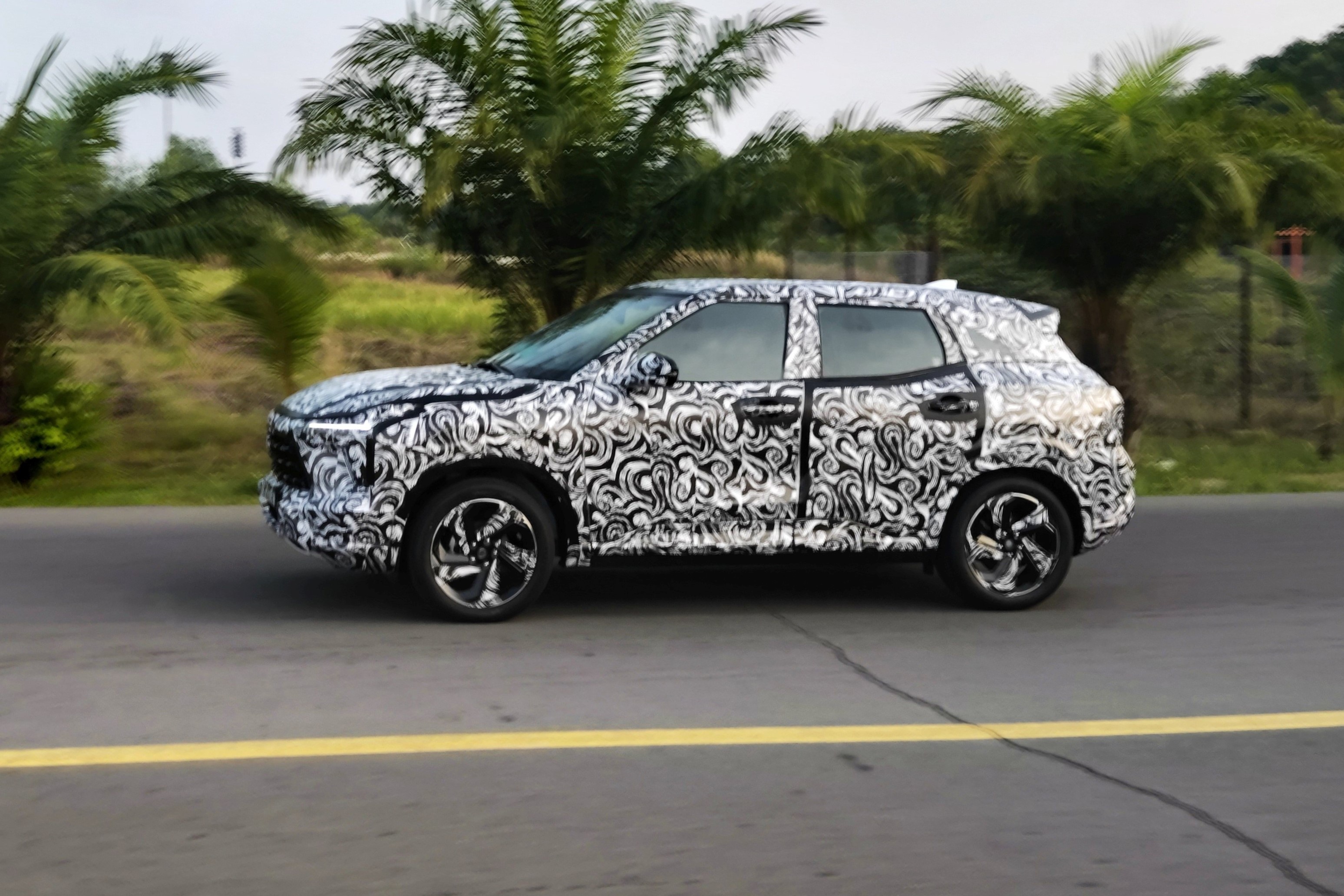 XFC chay thu Viet Nam anh 2