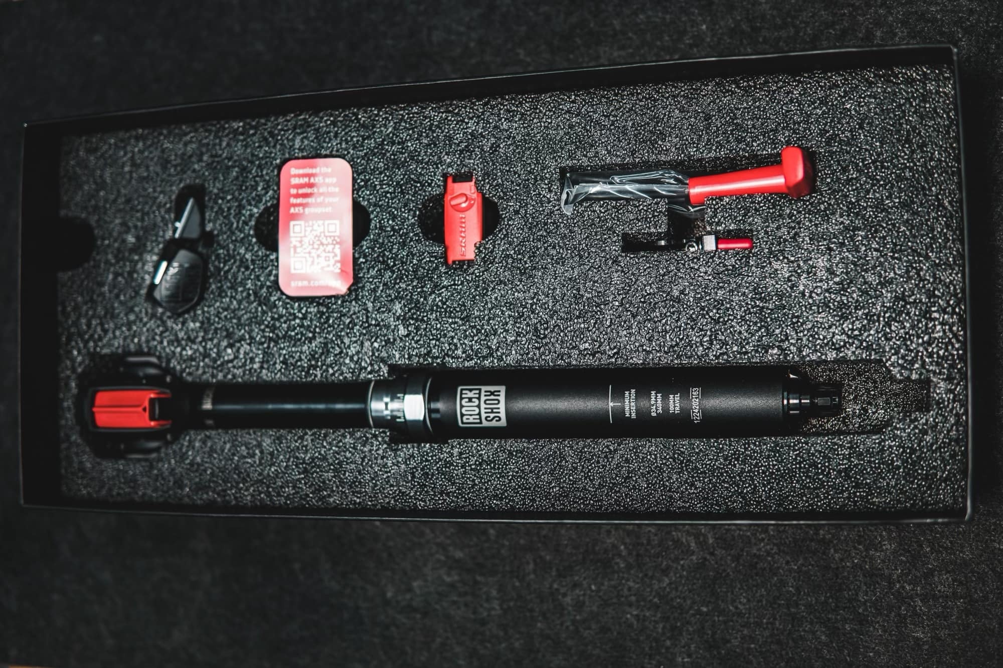 Nguyen Quoc Cuong xe dap anh 1