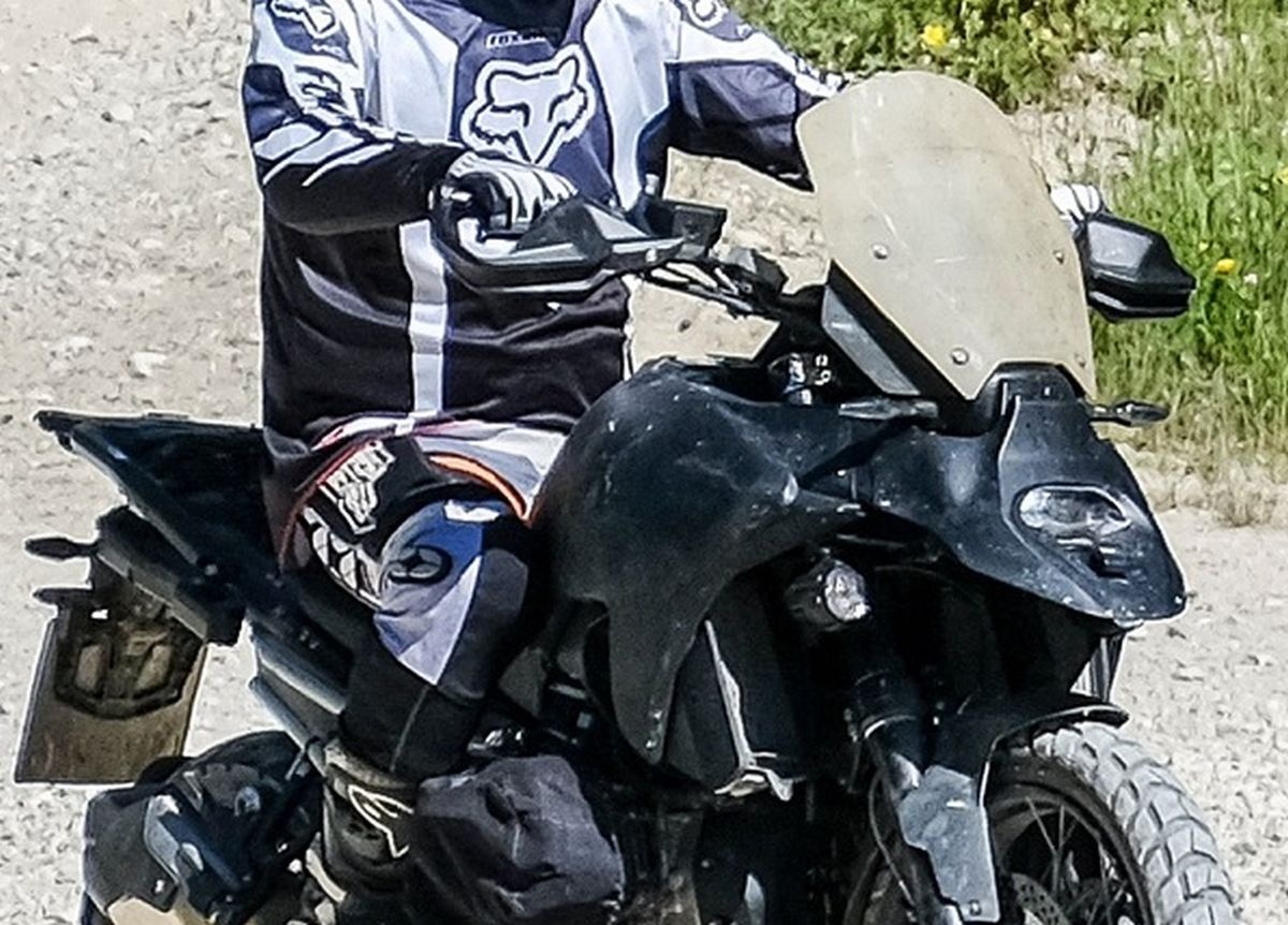 'Vua dia hinh' BMW R 1250 GS sap bi thay the boi R 1300 GS hinh anh