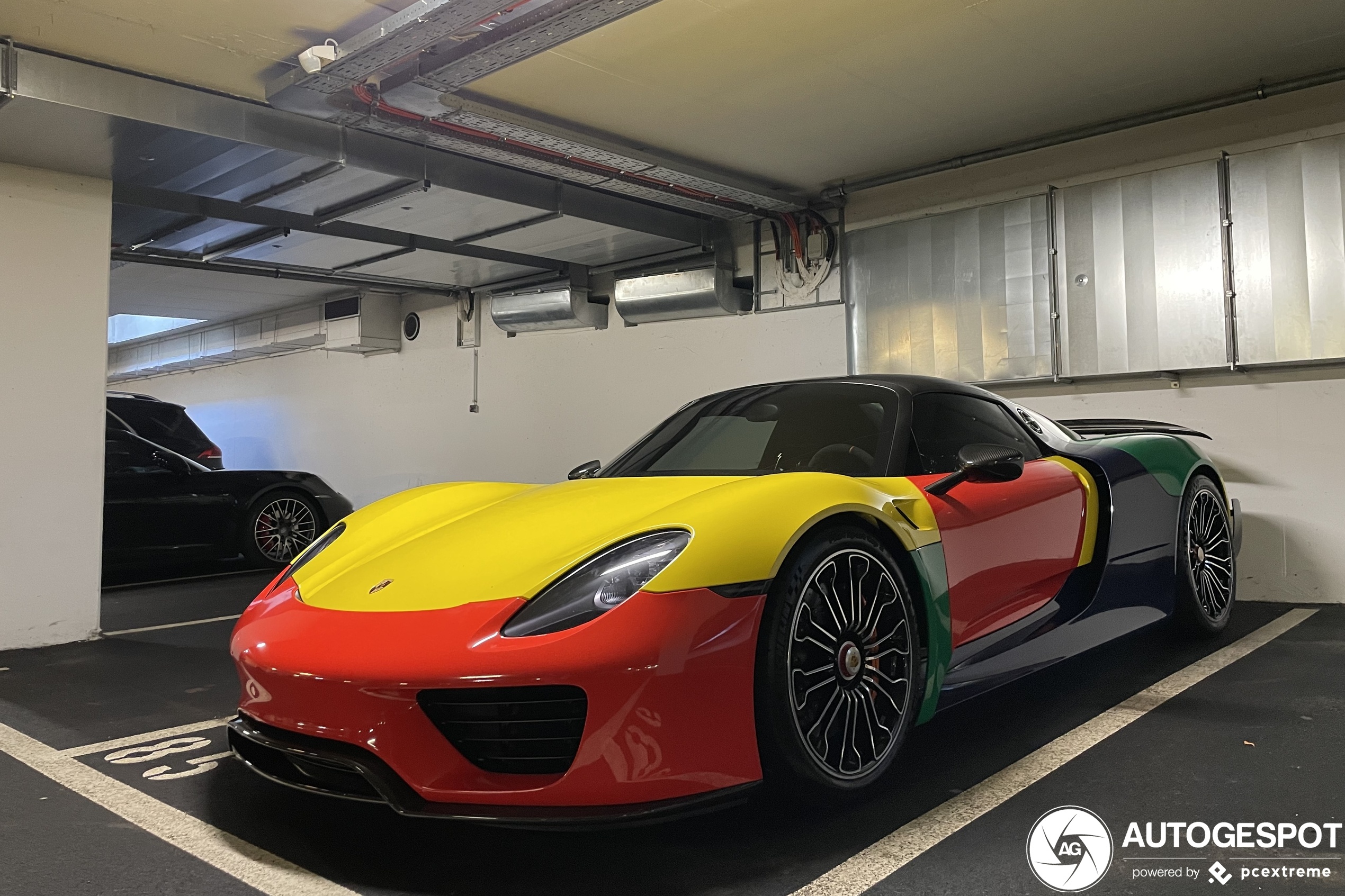 porsche,  918,  918 spyder,  porsche 918 spyder,  weissach,  918 spyder weissach,  porsche 918 spyder weissach,  weissach package,  ferrari,  laferrari,  mclaren,  mclaren p1,  p1,  hypercar,  sieu xe,  lamborghini,  maserati,  aston martin,  bugatti,  pagani,  koenigsegg,  volkswagen,  polo,  polo harlekin,  volkswagen polo,  volkswagen polo harlekin anh 5