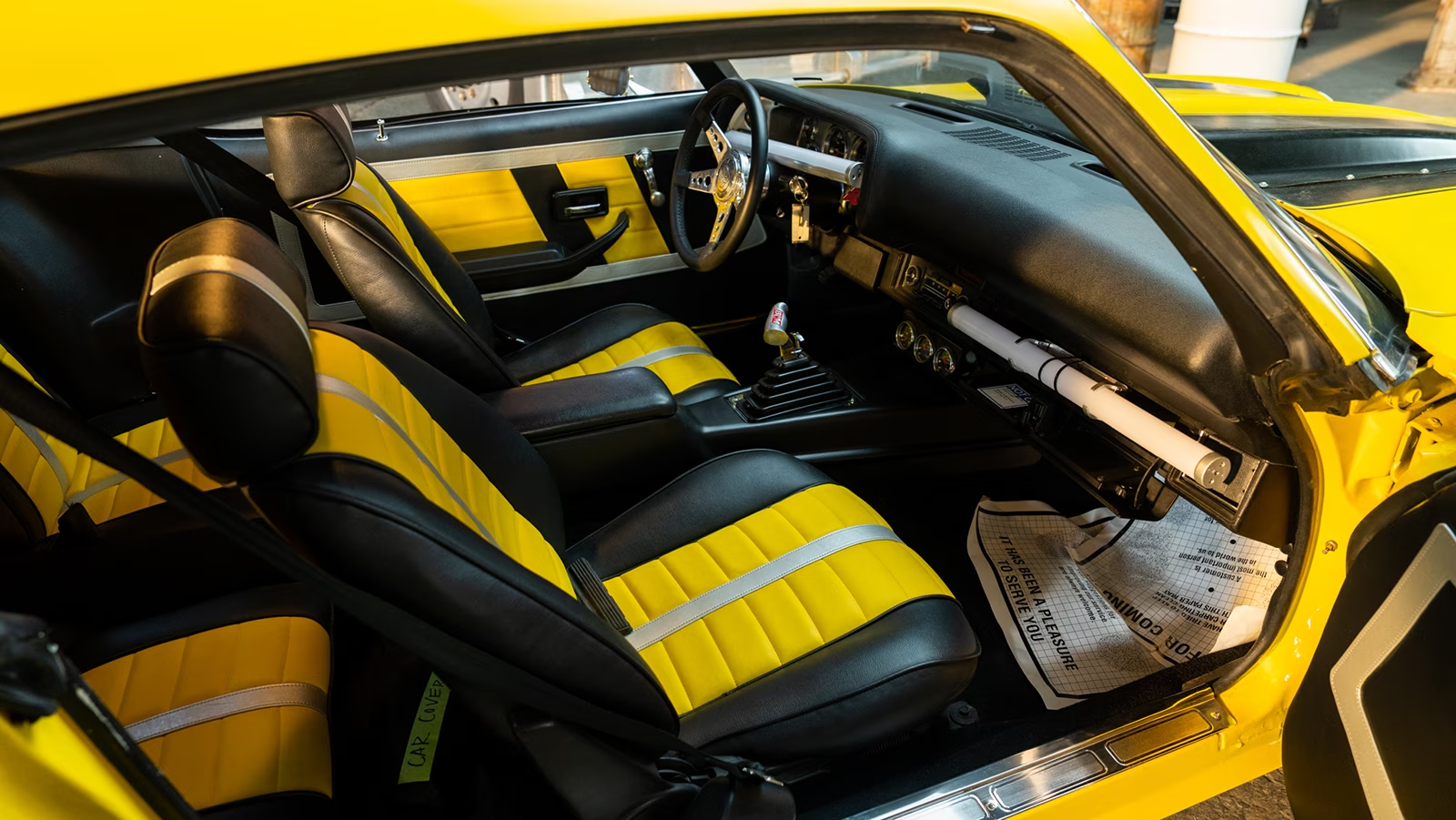 Transformers,  Rise of the Beasts,  Maximal,  Autobot,  Terrorcon,  Freightliner FLA,  Optimus Prime,  Porsche 911,  Carrera RS 3.8,  Mirage,  Chevrolet Camaro,  Bumblebee,  Ducati 916,  Arcee,  Volkswagen Type 2,  Wheeljack,  Kombi,  Peterbilt 359,  Scourge,  Nissan Skyline,  GT-R R33,  Nightbird,  GMC 3500 Tow Truck,  Battletrap,  porsche,  cayenne anh 14