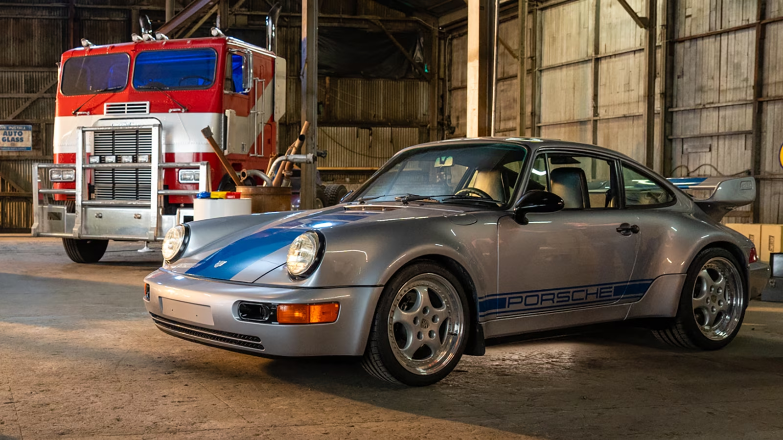 Transformers,  Rise of the Beasts,  Maximal,  Autobot,  Terrorcon,  Freightliner FLA,  Optimus Prime,  Porsche 911,  Carrera RS 3.8,  Mirage,  Chevrolet Camaro,  Bumblebee,  Ducati 916,  Arcee,  Volkswagen Type 2,  Wheeljack,  Kombi,  Peterbilt 359,  Scourge,  Nissan Skyline,  GT-R R33,  Nightbird,  GMC 3500 Tow Truck,  Battletrap,  porsche,  cayenne anh 6