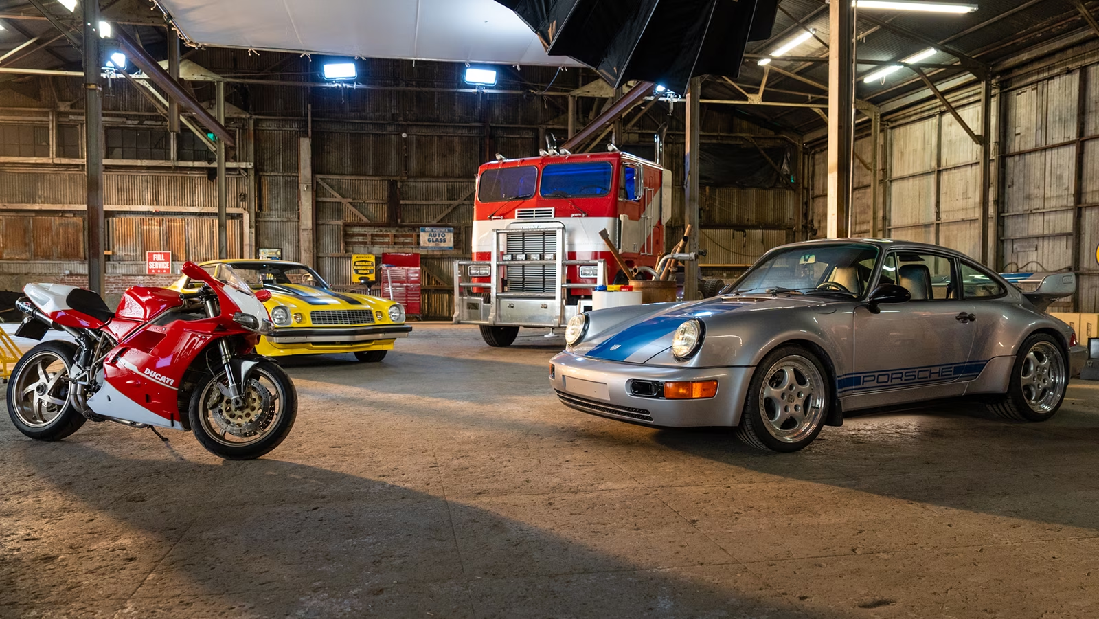 An tuong voi dan xe trong Transformers: Rise of the Beasts hinh anh