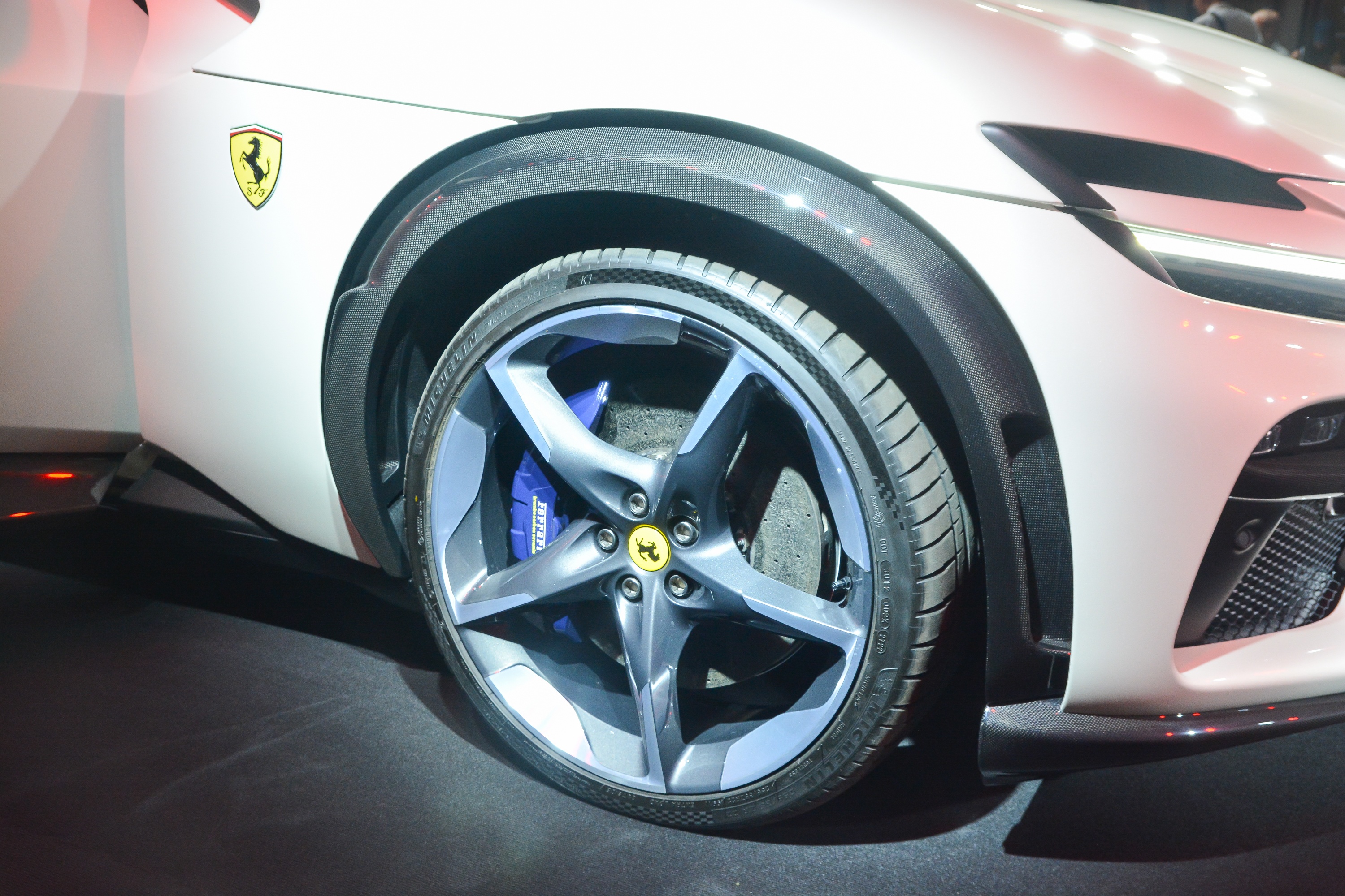 Ferrari Purosangue gia 40 ty anh 4