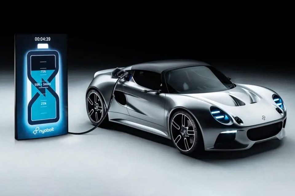 Xe dien sac day pin chi trong 6 phut voi cong nghe pin dac biet hinh anh