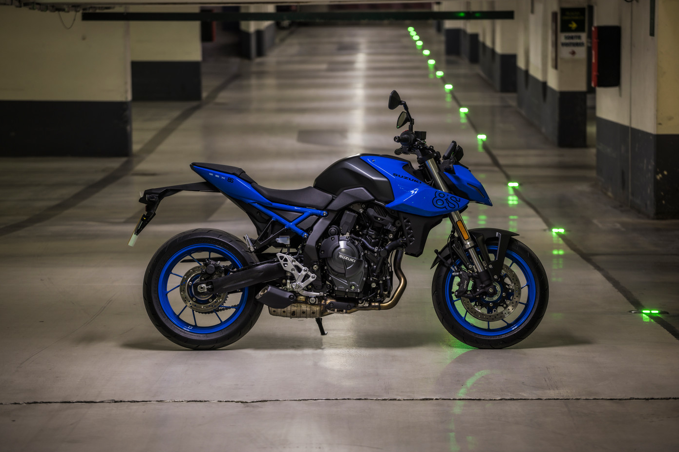 Chi tiết Suzuki GSX-8S ảnh 3 Chi tiet Suzuki GSX-8S anh 3
