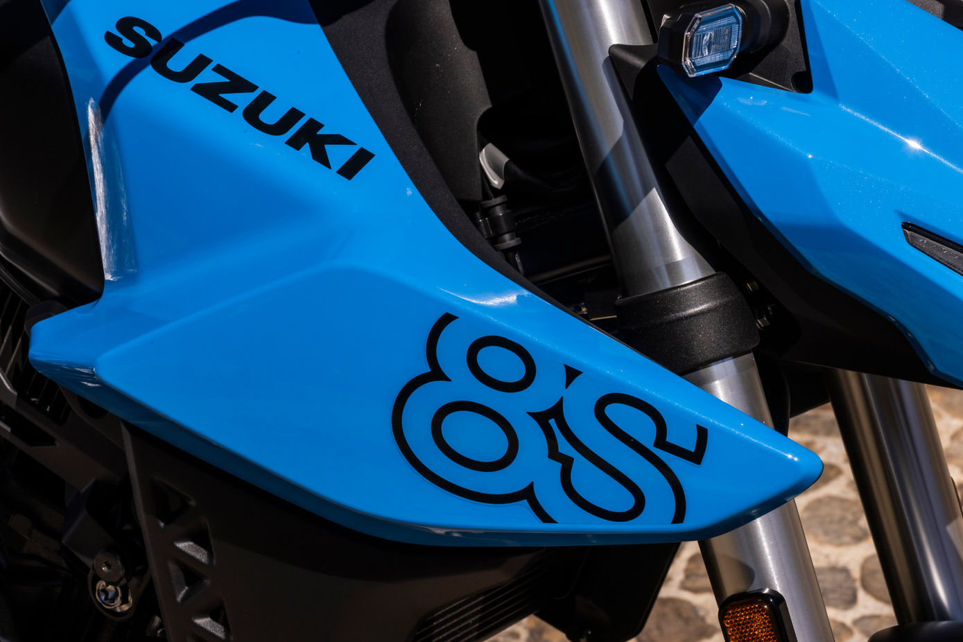 Chi tiết Suzuki GSX-8S ảnh 6 Chi tiet Suzuki GSX-8S anh 6