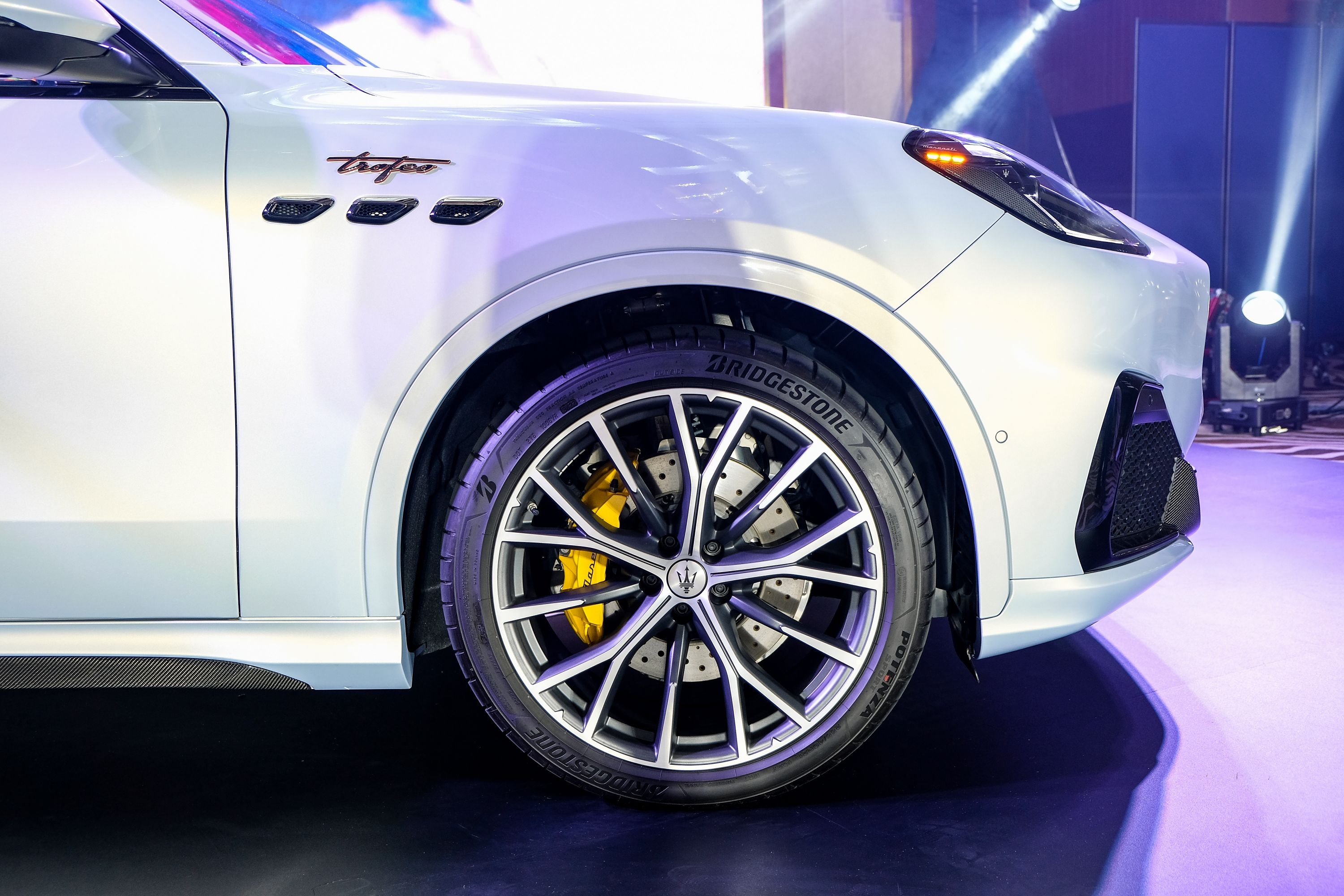 Maserati Grecale ra mat anh 5