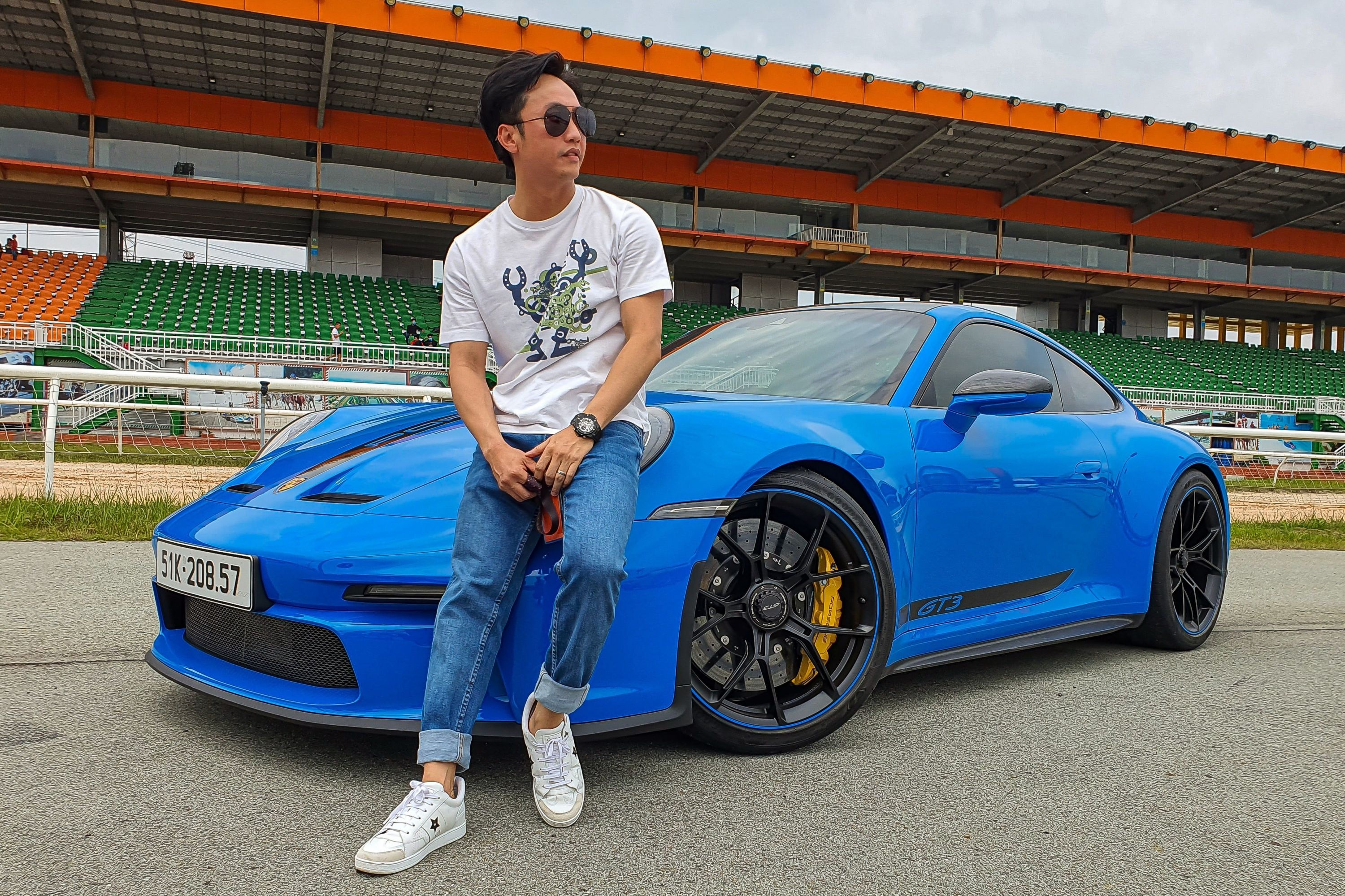 Nguyen Quoc Cuong ban Porsche 911 GT3 sau khi 'dap hop' xe moi hinh anh