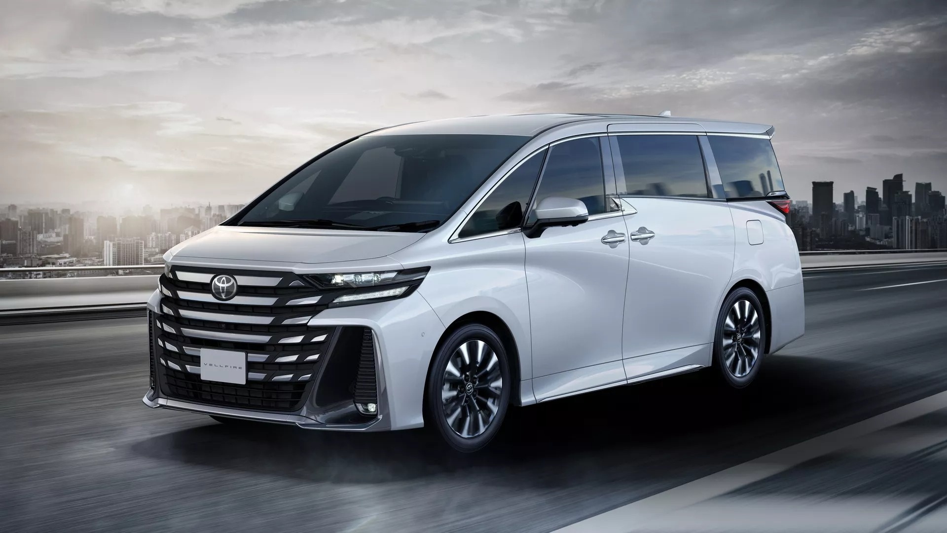 Toyota Alphard 2024 anh 2