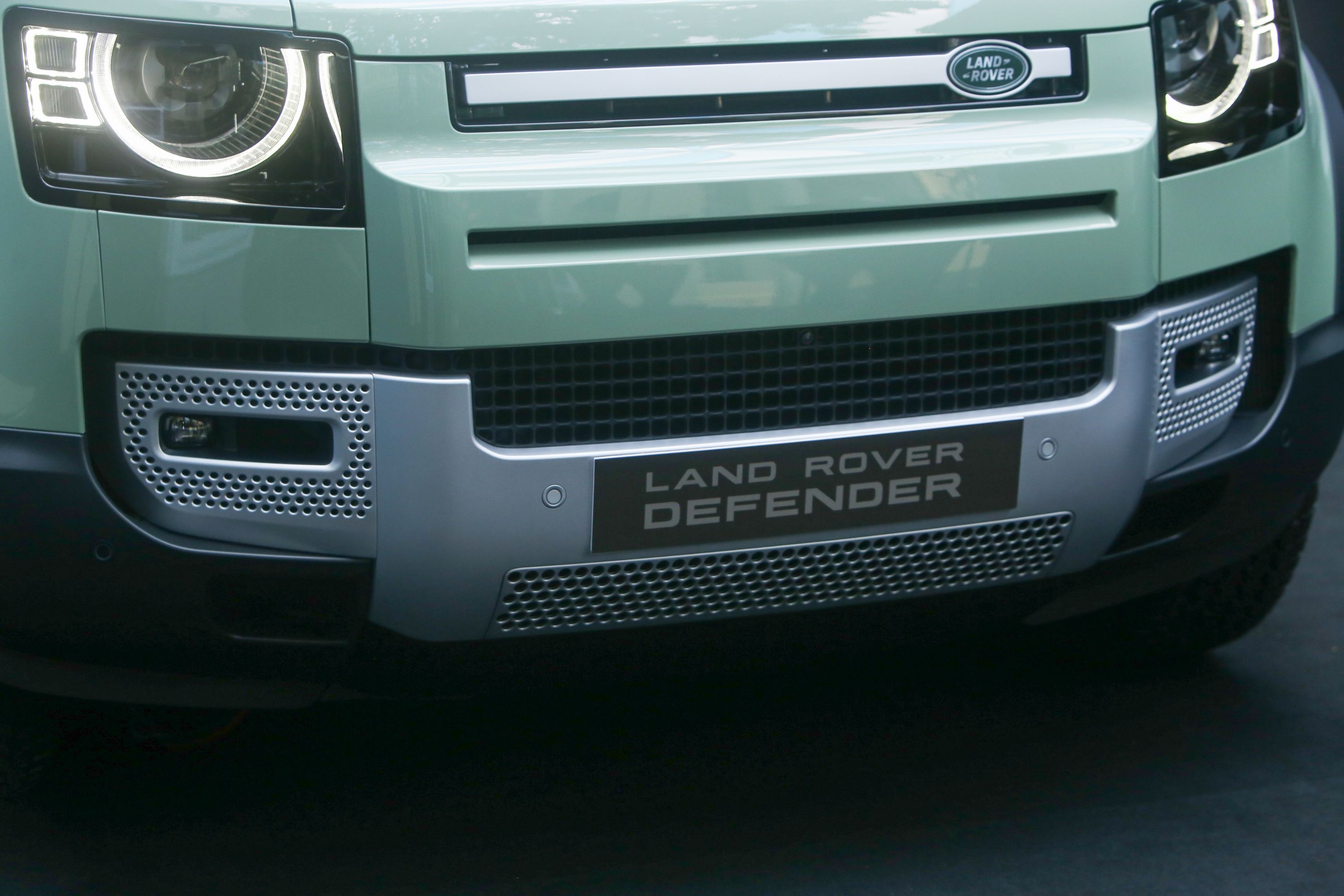 Defender 75th ra mat anh 6