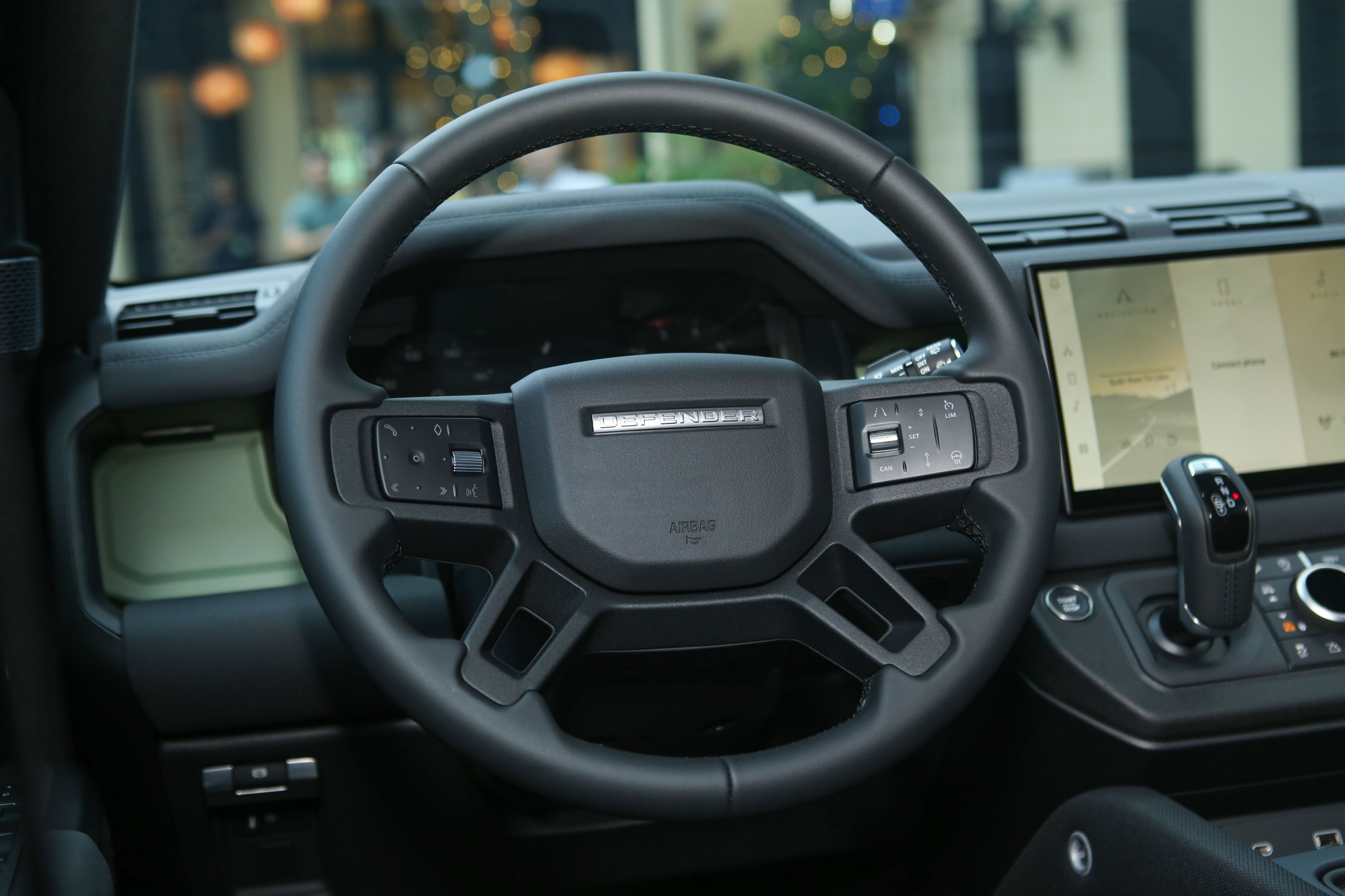 Defender 75th ra mat anh 10