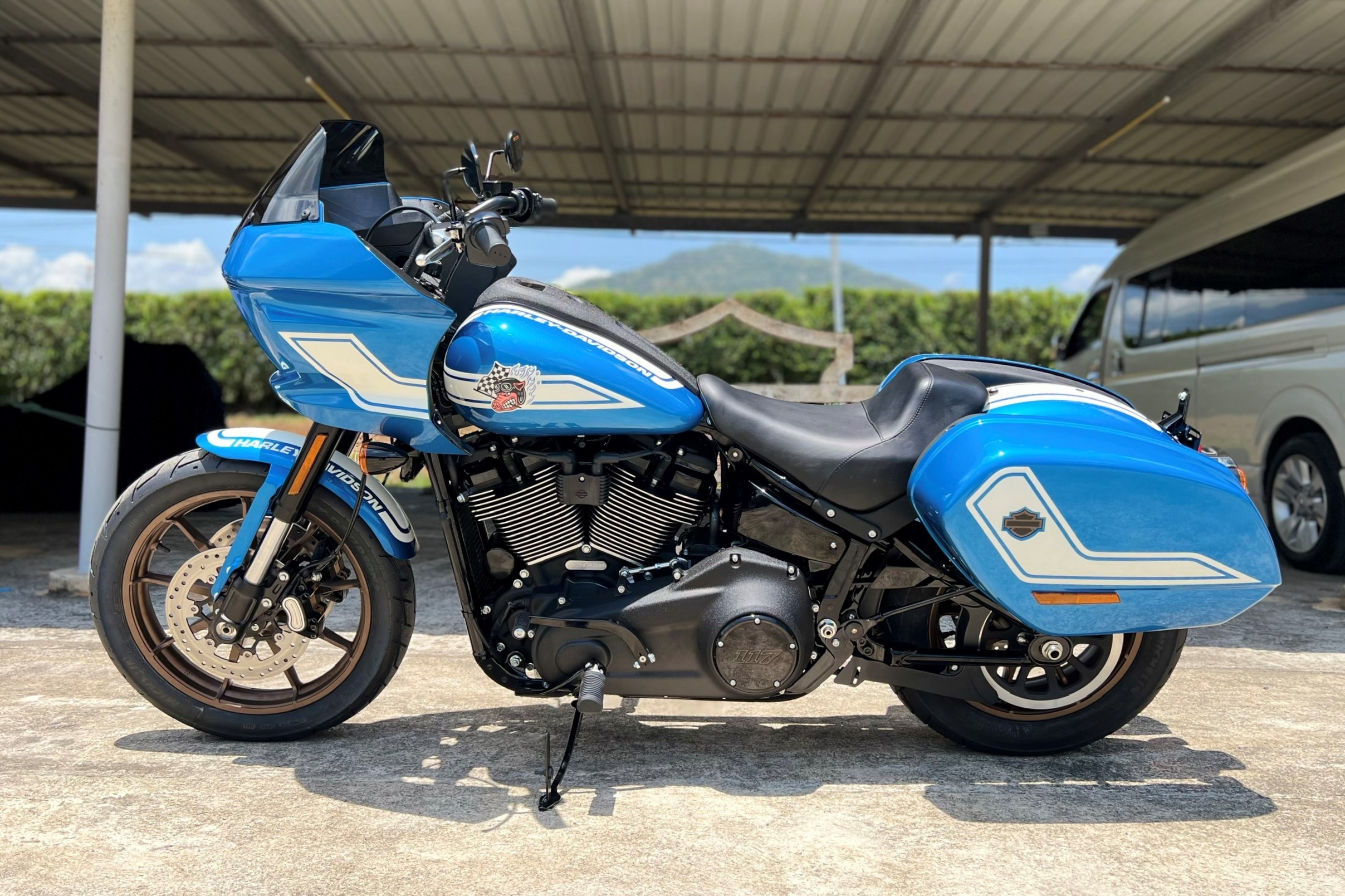 Chi tiet Harley-Davidson Low Rider ST ban gioi han 2.000 chiec hinh anh