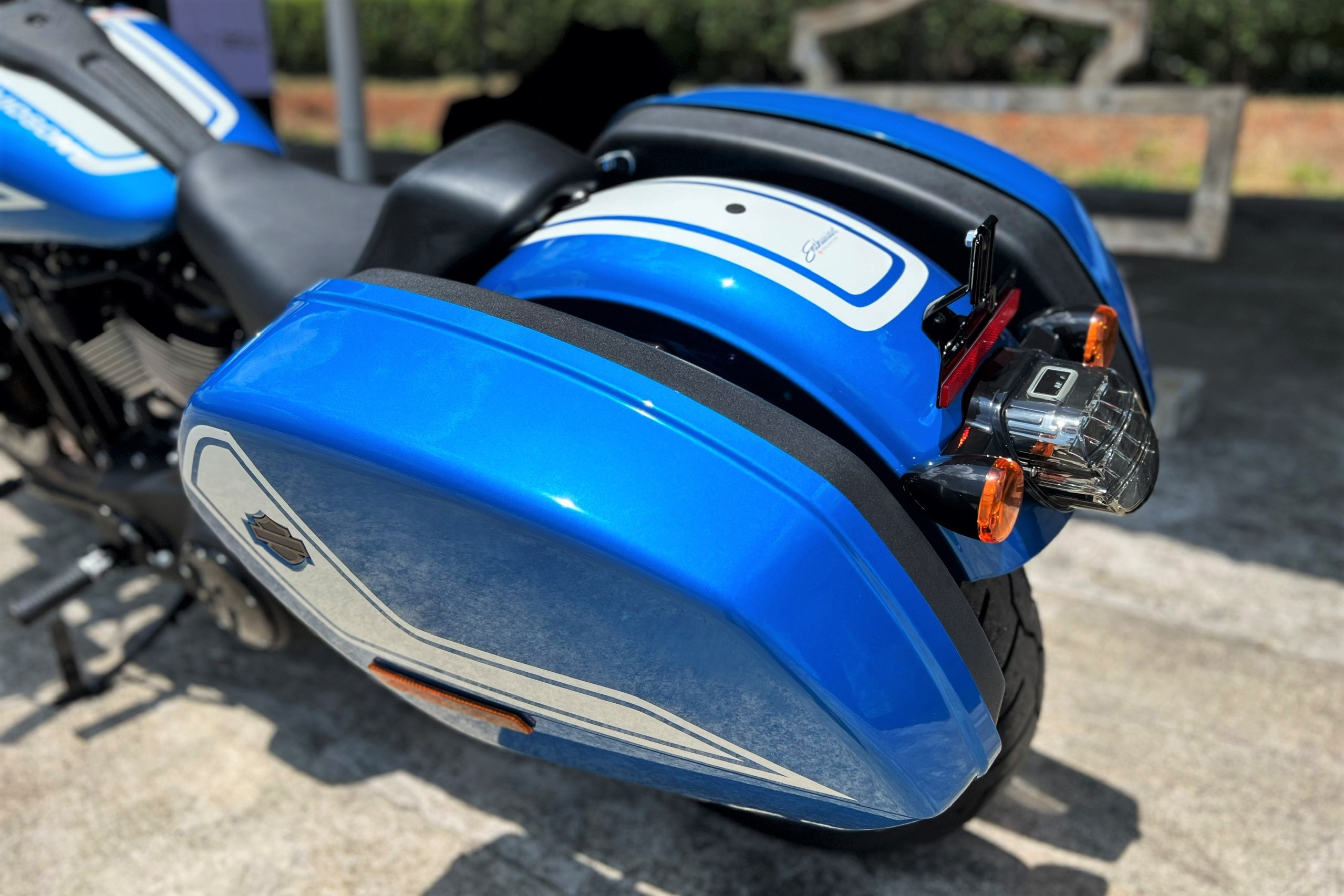 Low Rider ST Fast Johnnie anh 9