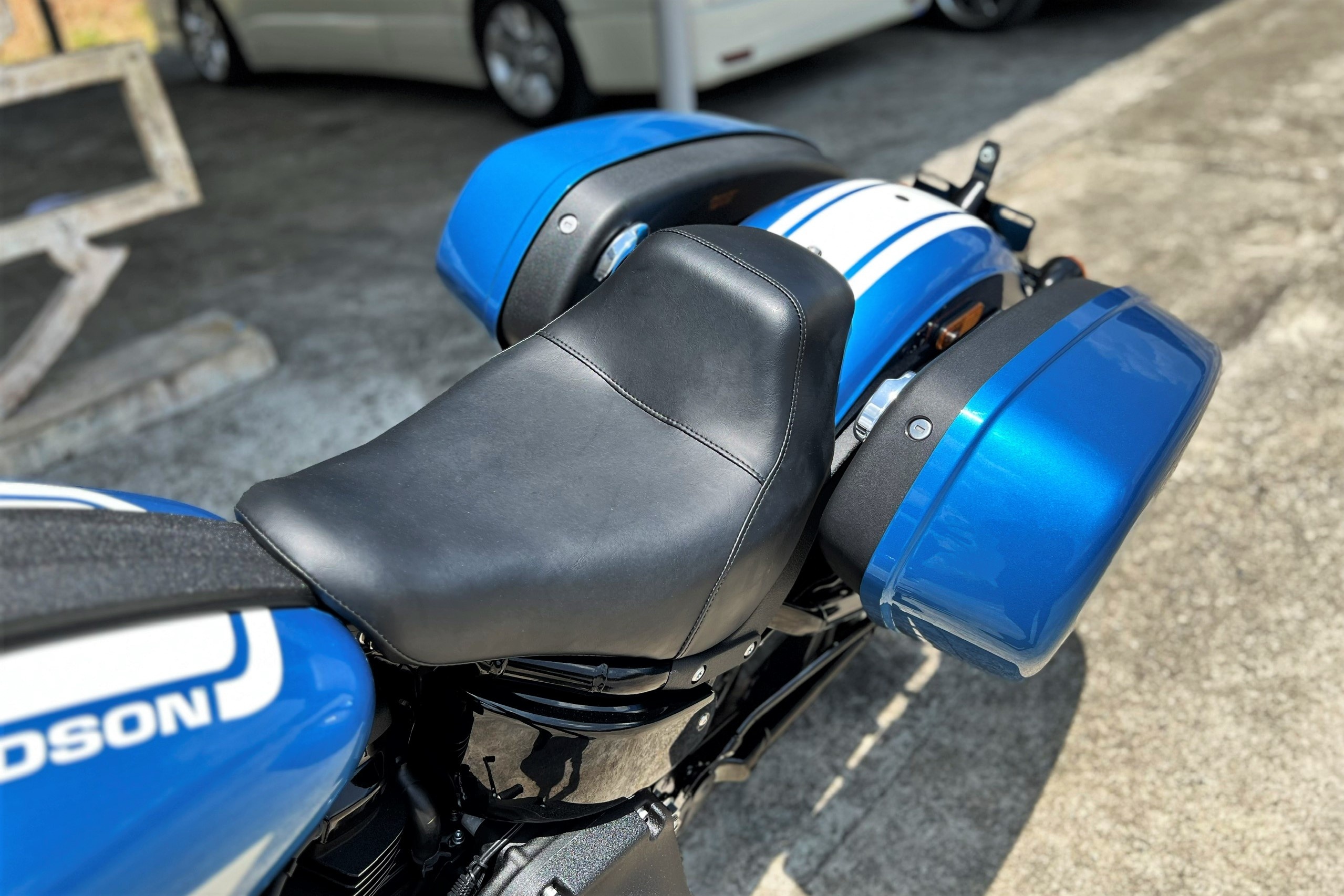 Low Rider ST Fast Johnnie anh 7