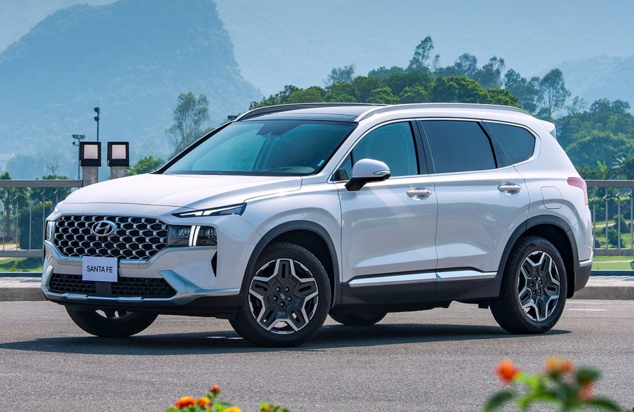 Hyundai Santa Fe Hybrid gia 1,45 ty dong ra mat Viet Nam hinh anh