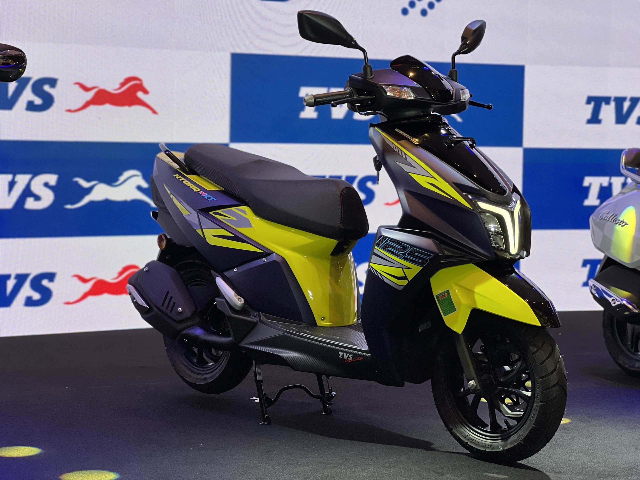 Hang xe may An Do vao Viet Nam, doi thu moi cua Honda lan Yamaha hinh anh