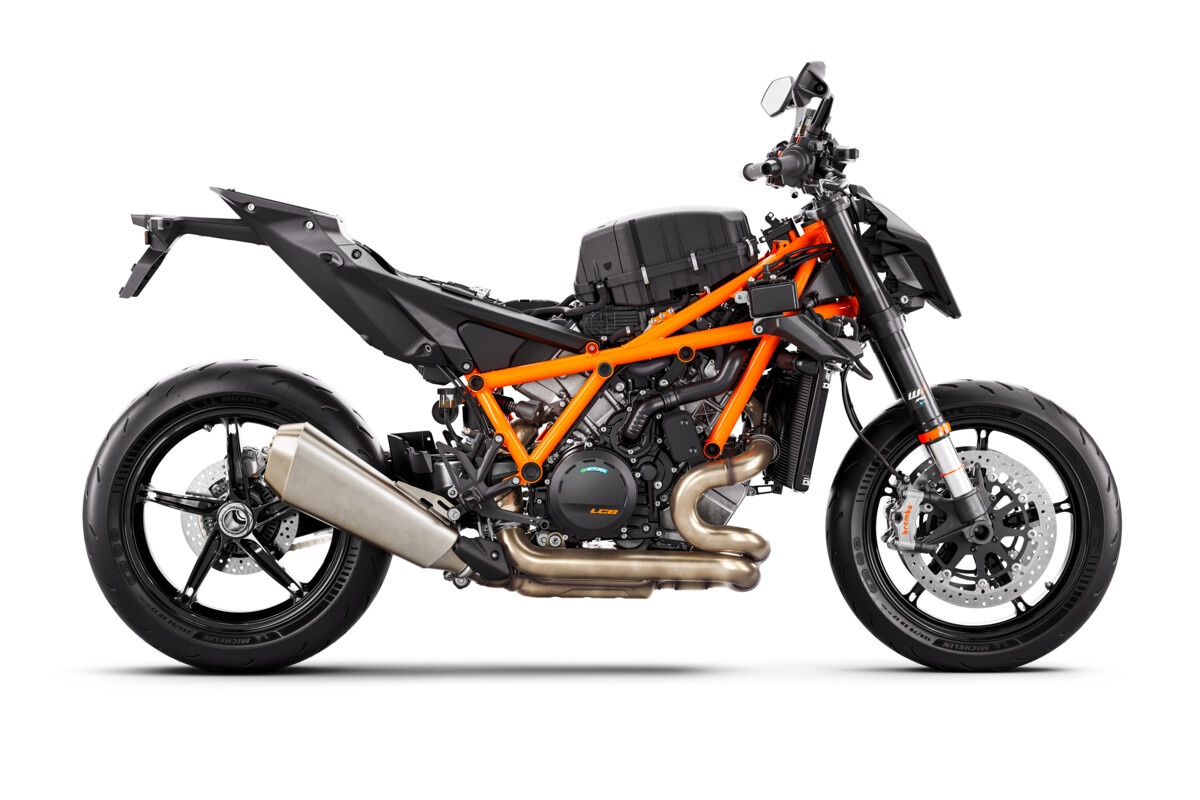 KTM 1390 Super Duke anh 8