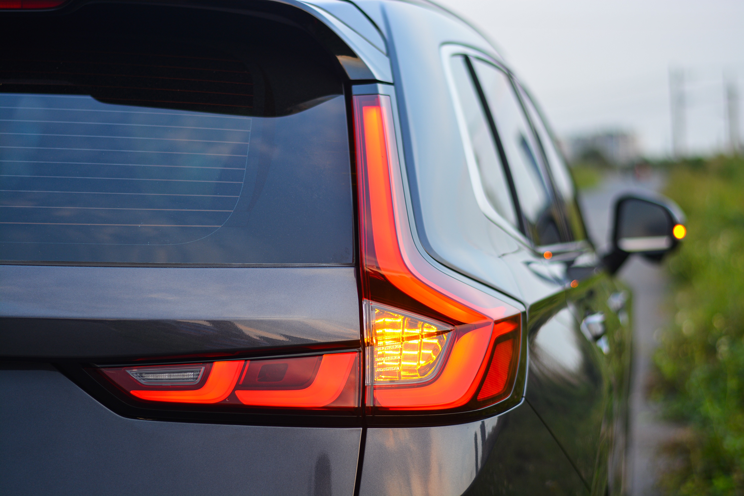 Dang sau dong thai lap rap xe hybrid cua loat thuong hieu Nhat Ban hinh anh