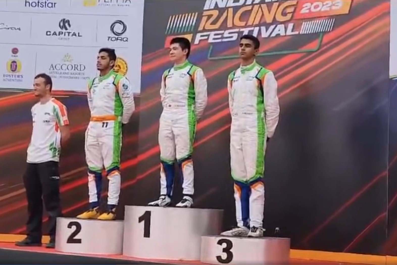 Tay dua Viet Nam dau tien gianh chuc vo dich giai dua F4 hinh anh