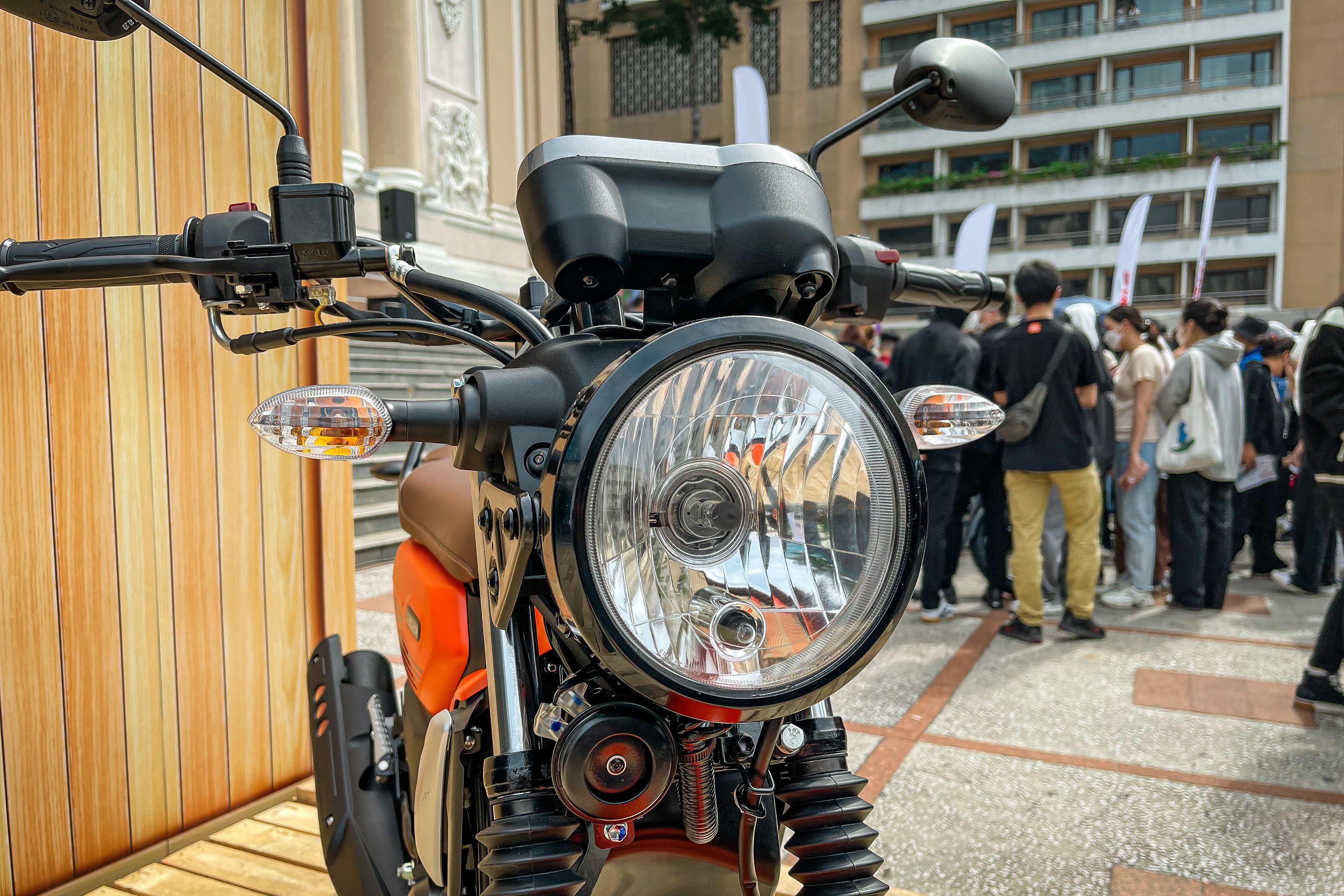 Phan tich Yamaha PG-1 anh 1