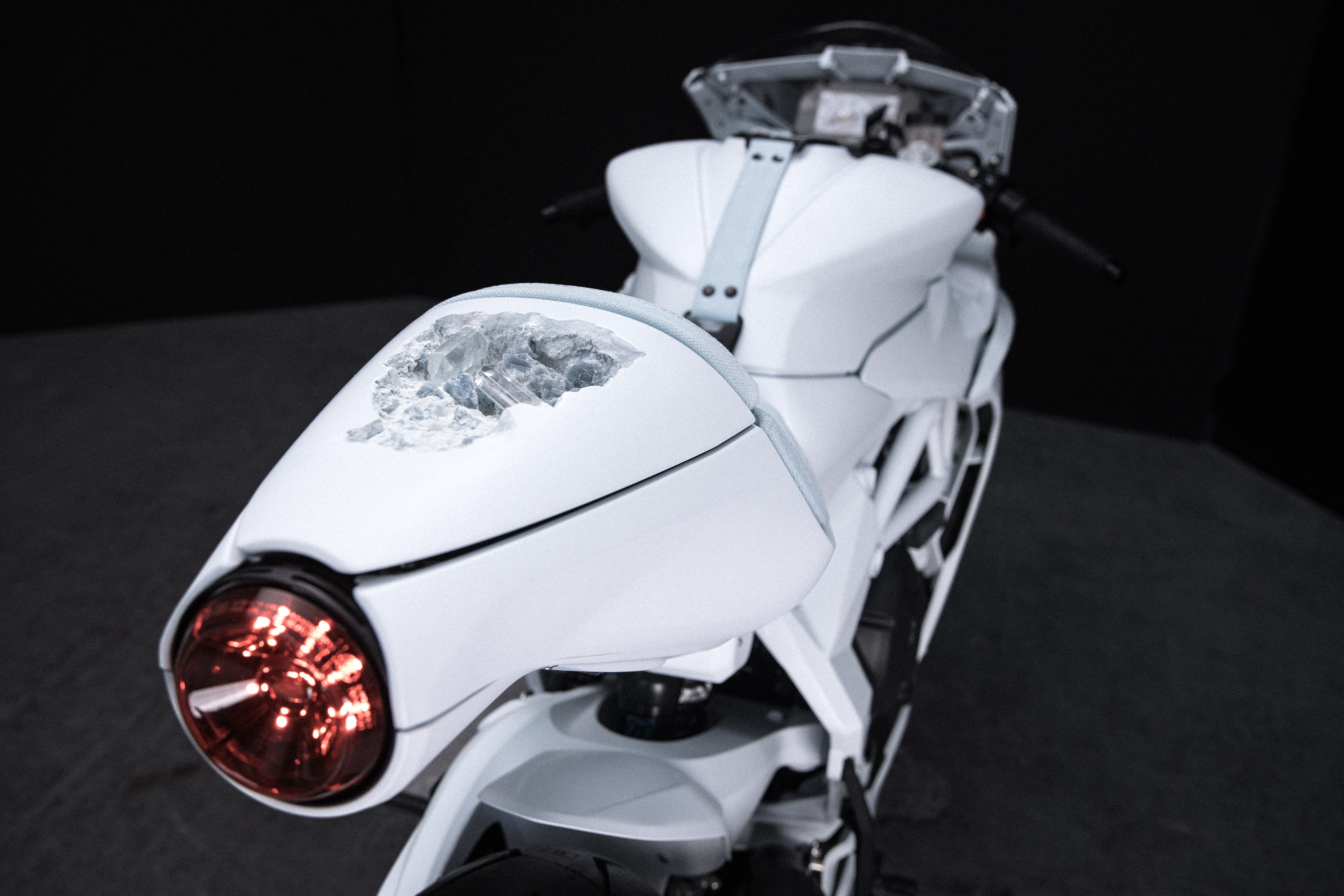 MV Agusta Superveloce Arsham anh 7