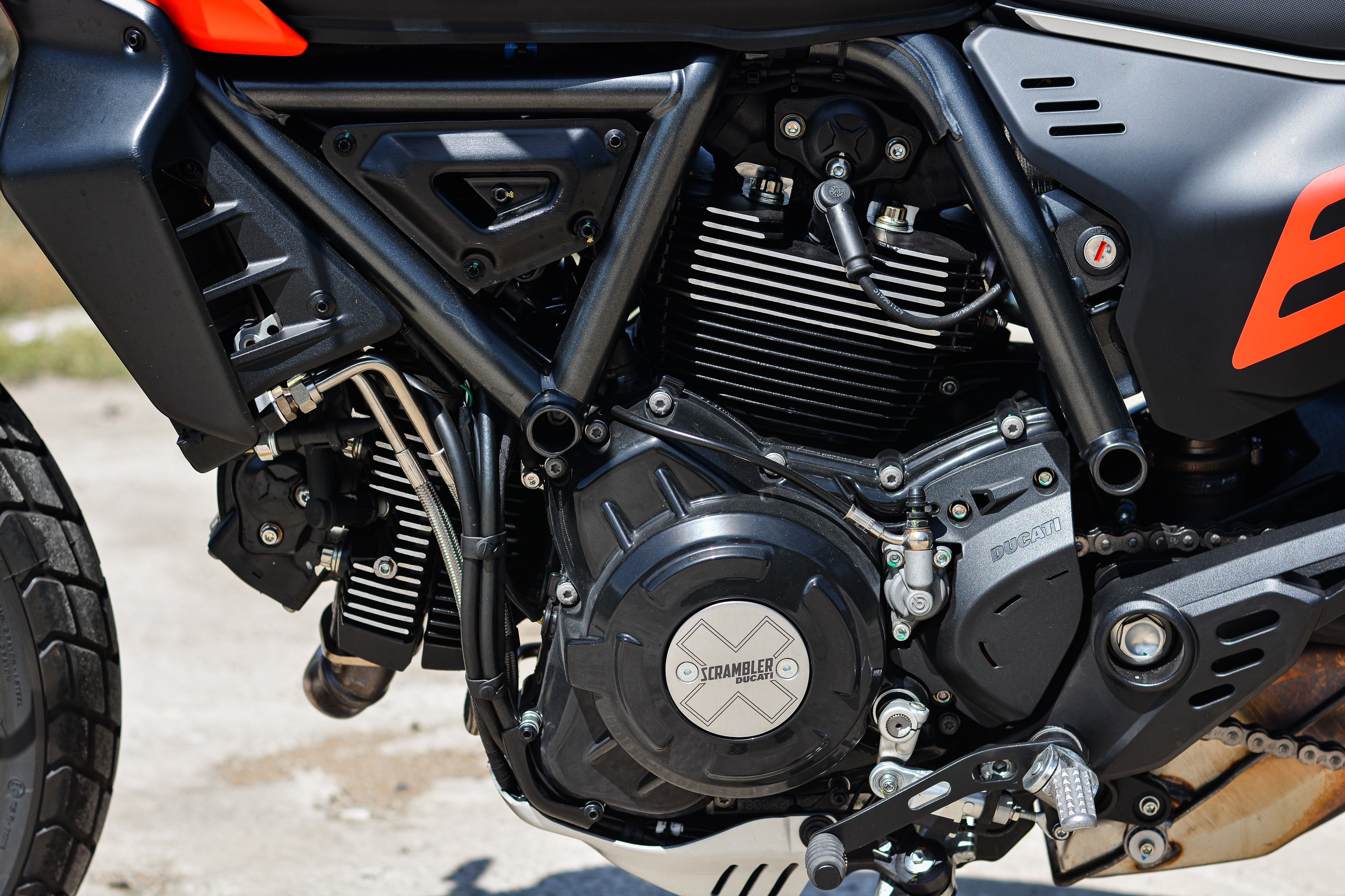 Ducati Scrambler the he moi anh 9