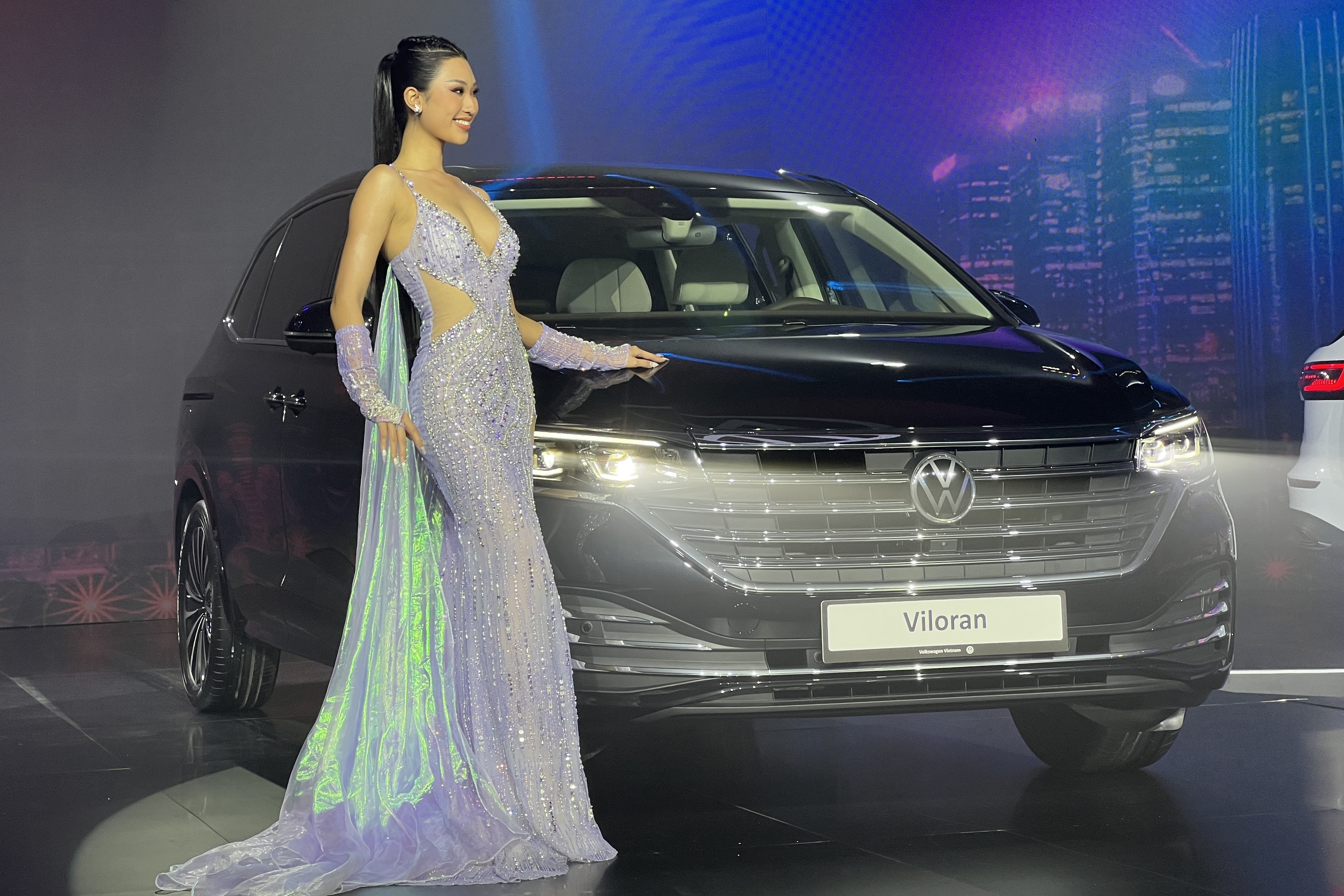 Co hoi nao cho Volkswagen Viloran voi muc gia 2 ty dong? hinh anh