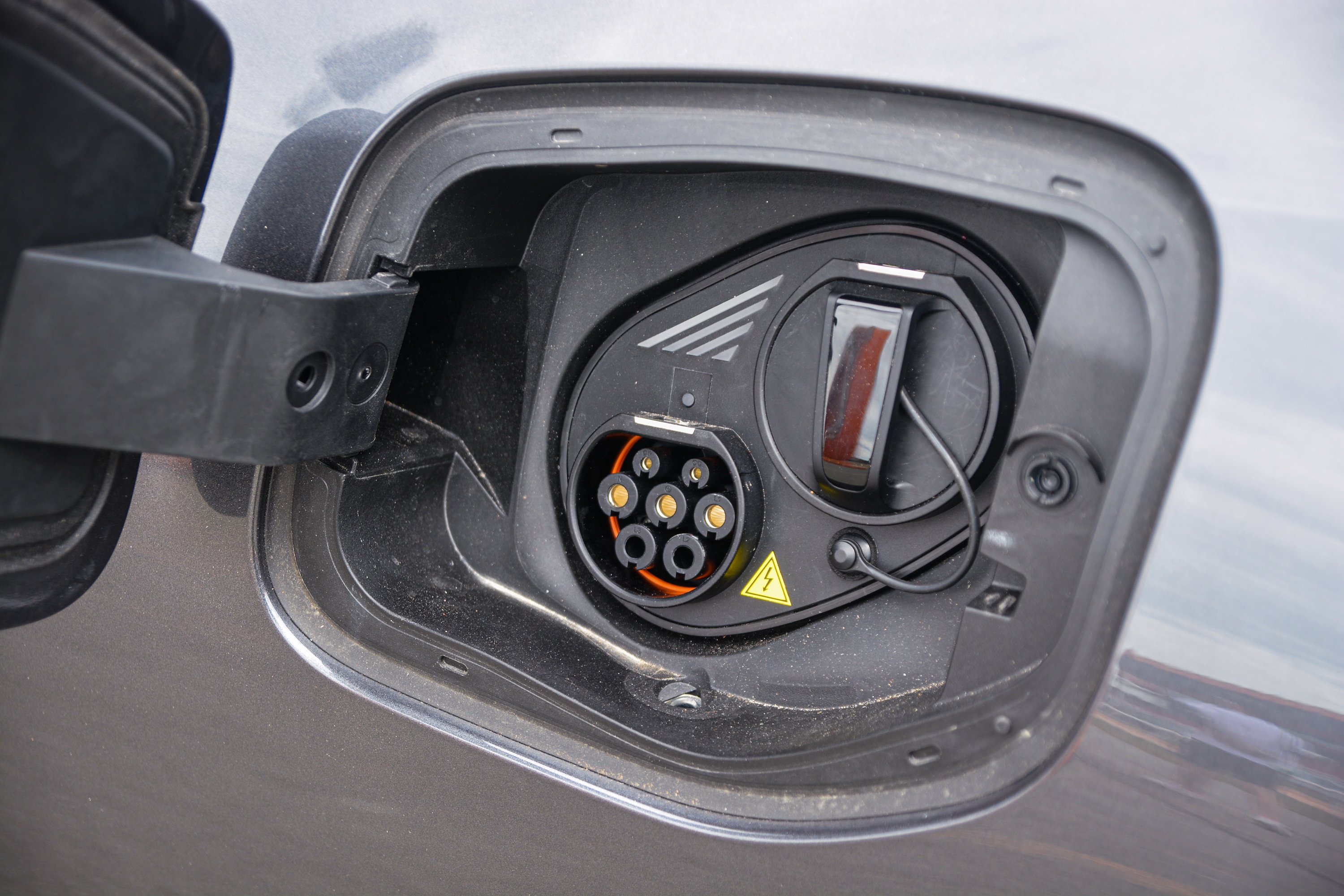 sieu xe dien MG Cyberster anh 11