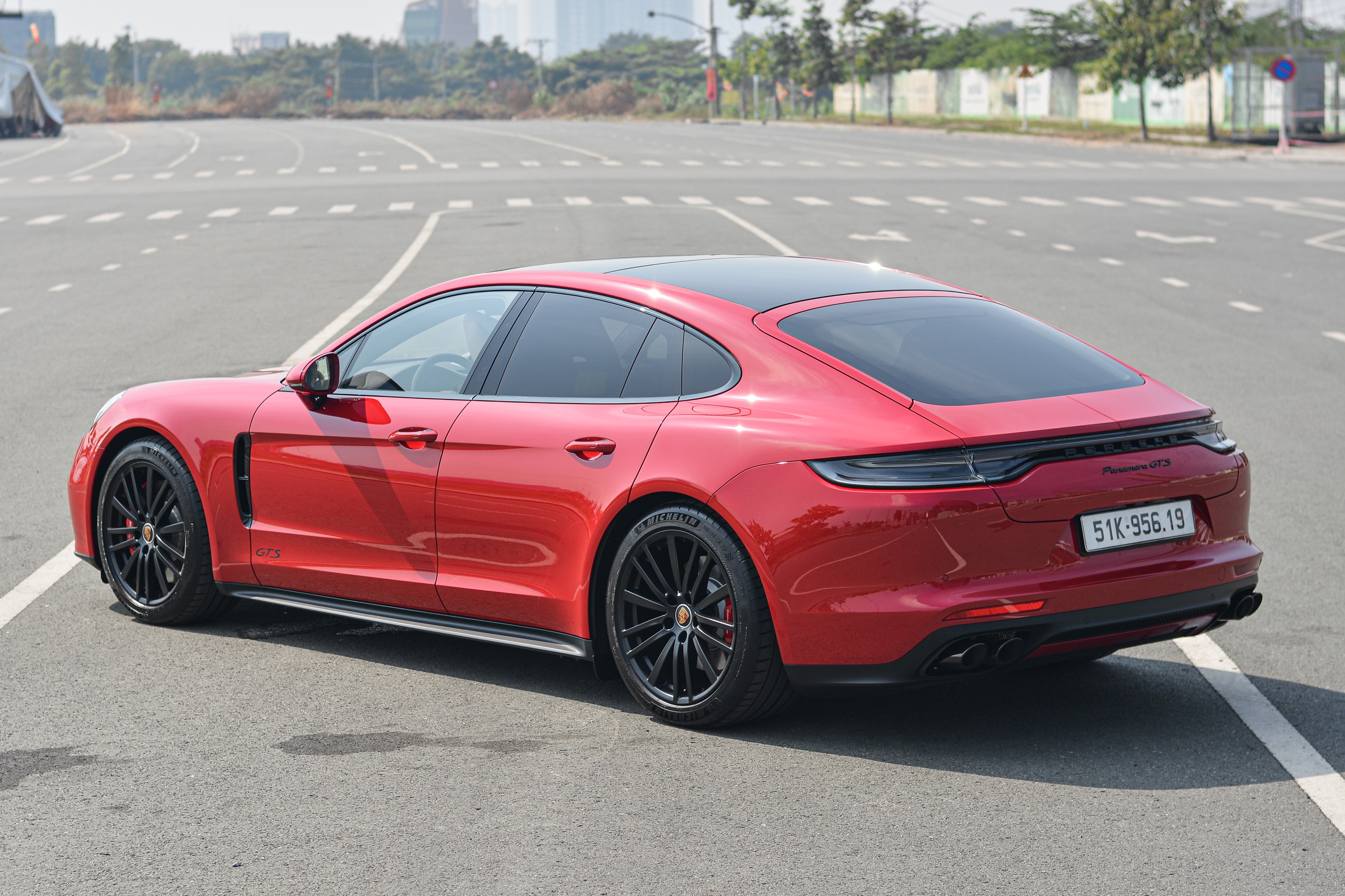 Porsche Panamera GTS nang cap anh 15