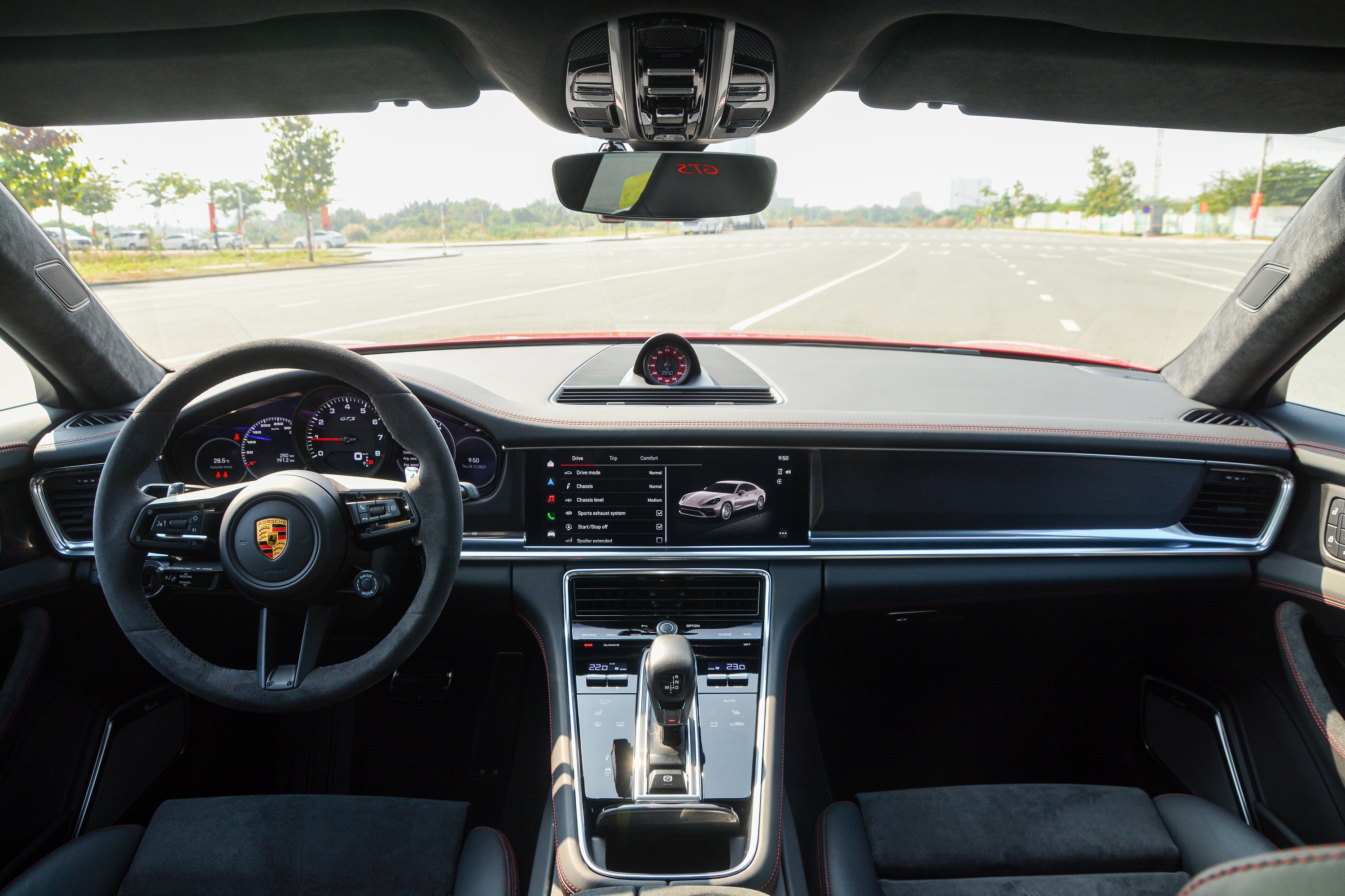 Porsche Panamera GTS nang cap anh 6