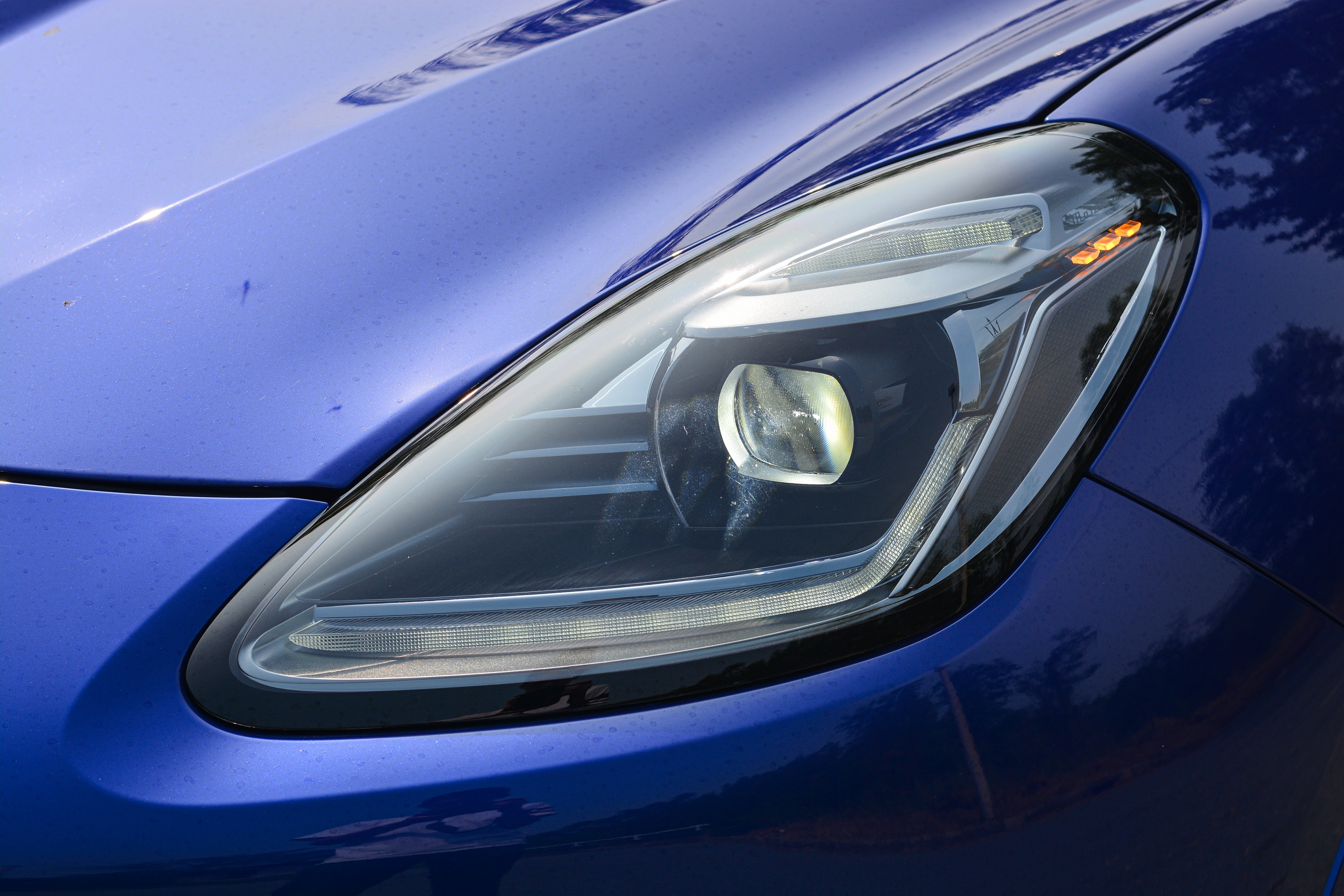 Can canh Maserati Grecale GT anh 4