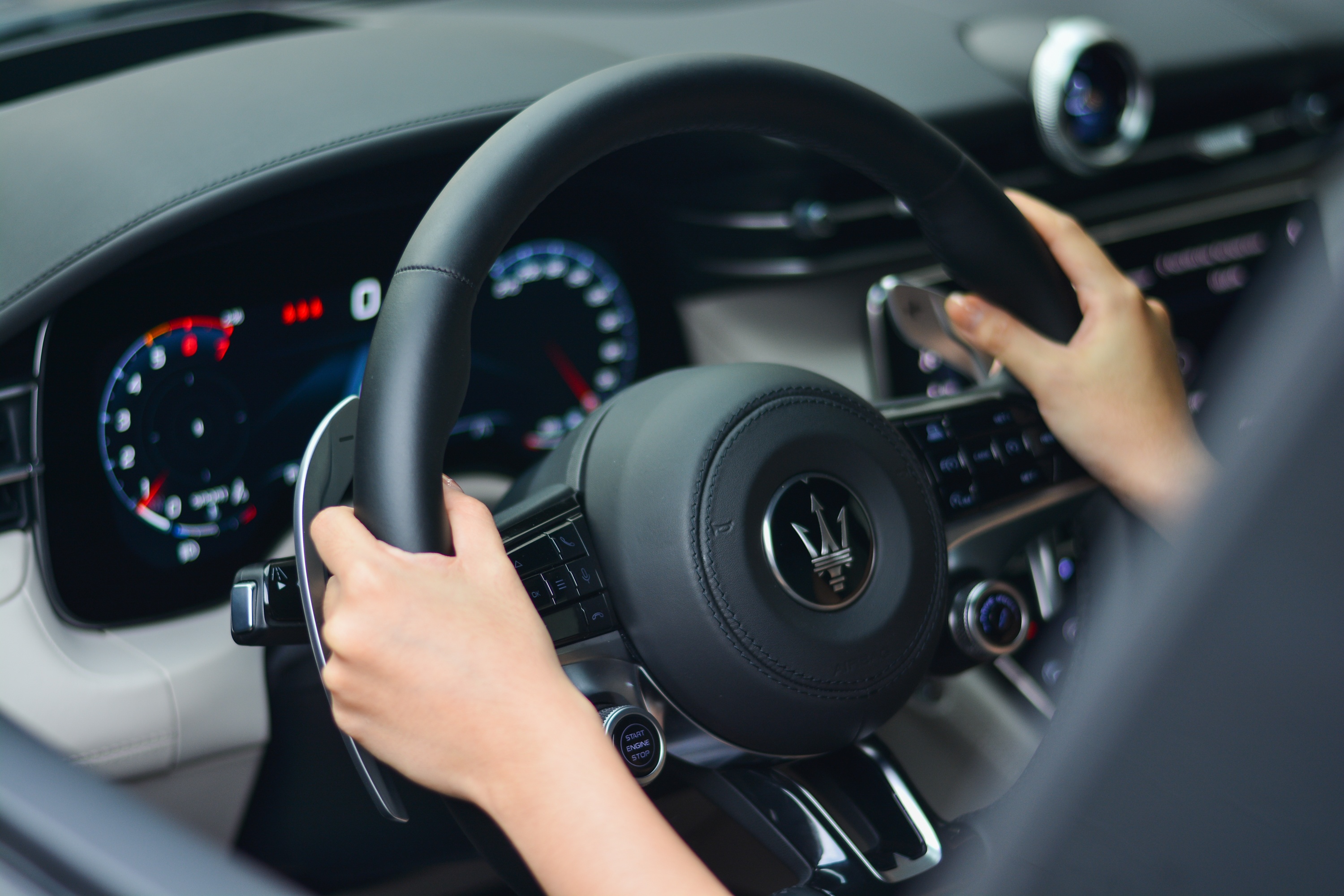 Can canh Maserati Grecale GT anh 15