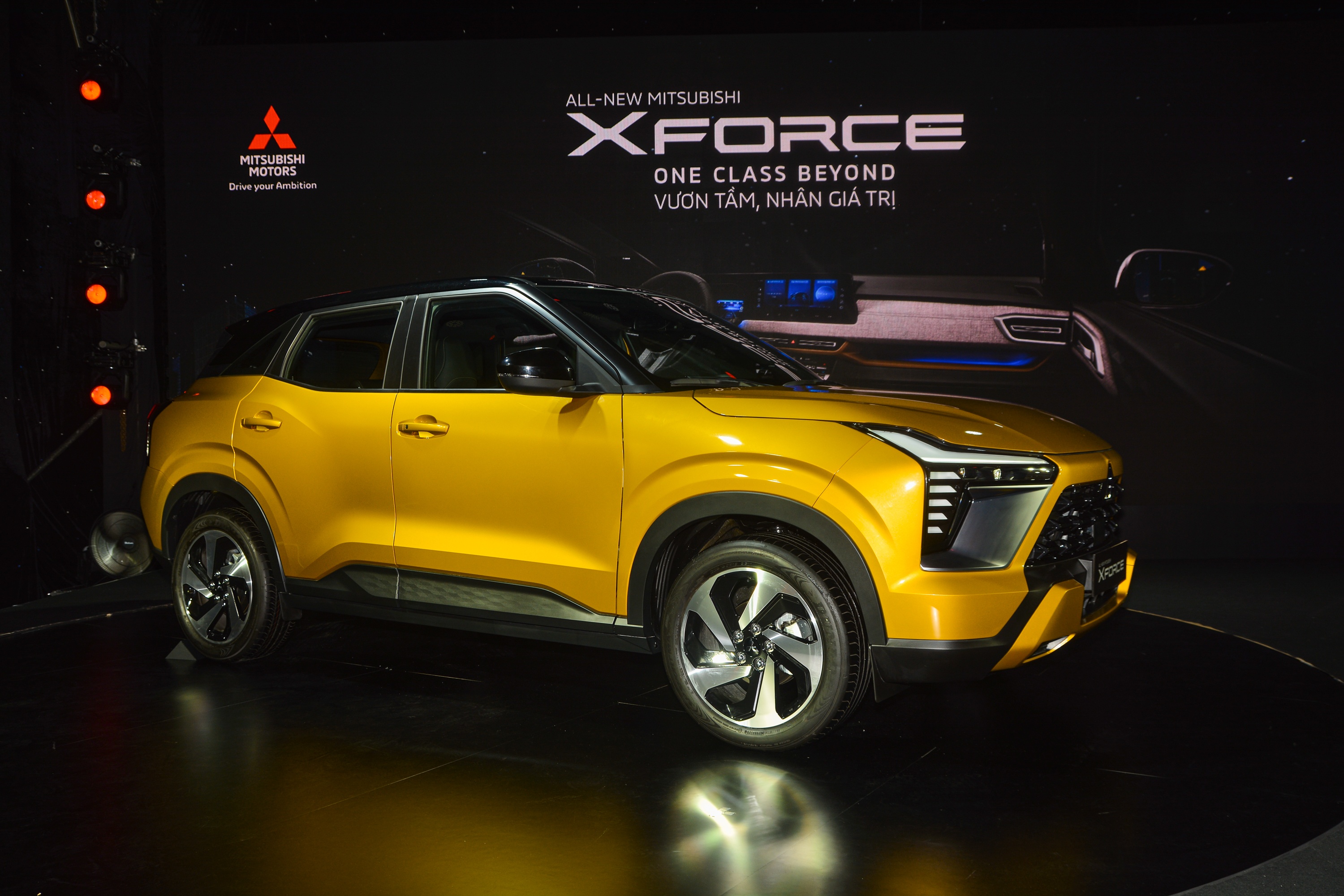 Mitsubishi_Xforce_znews_10.jpg