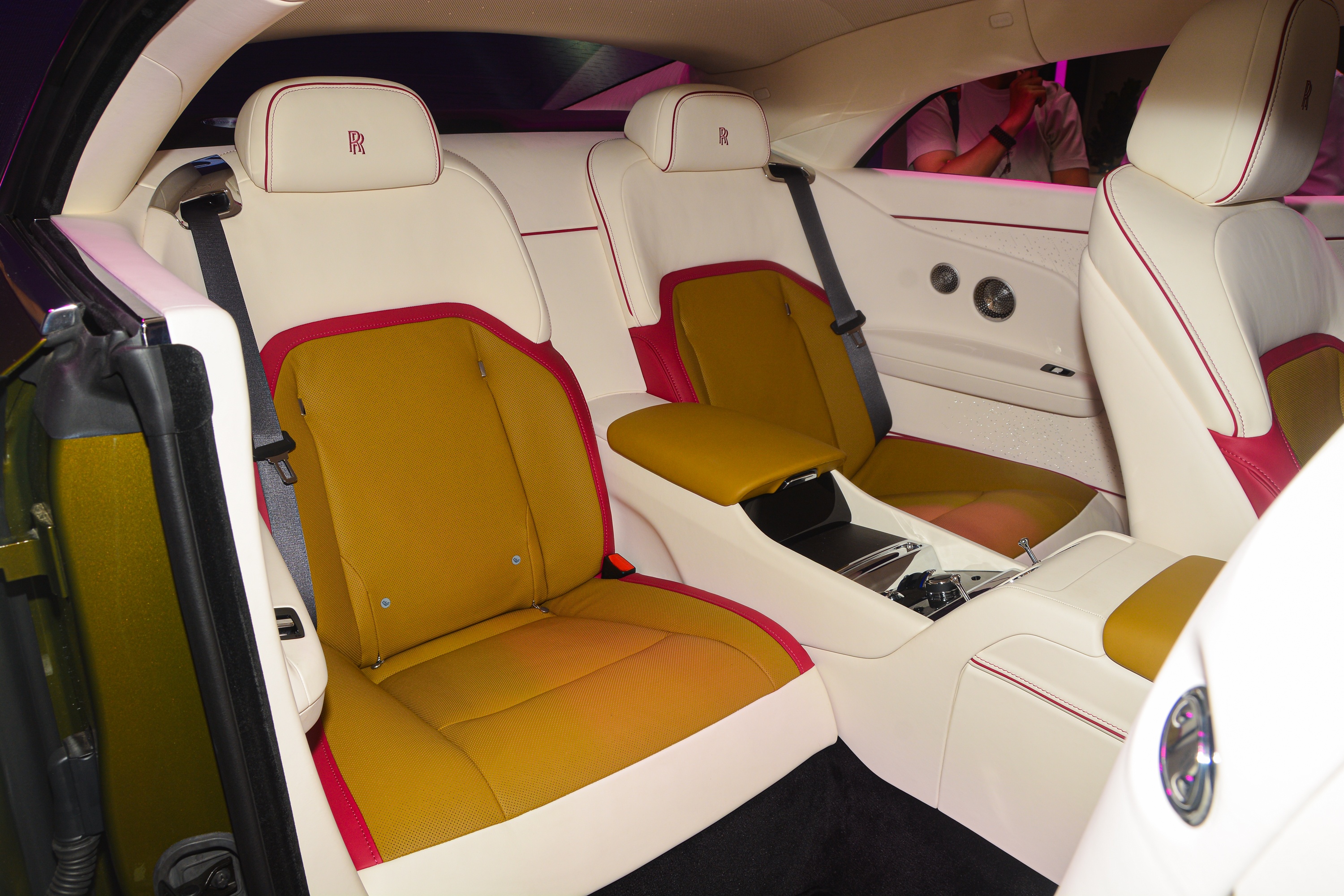 Chi tiết Rolls-Royce Spectre ảnh 10 Chi tiet Rolls-Royce Spectre anh 10