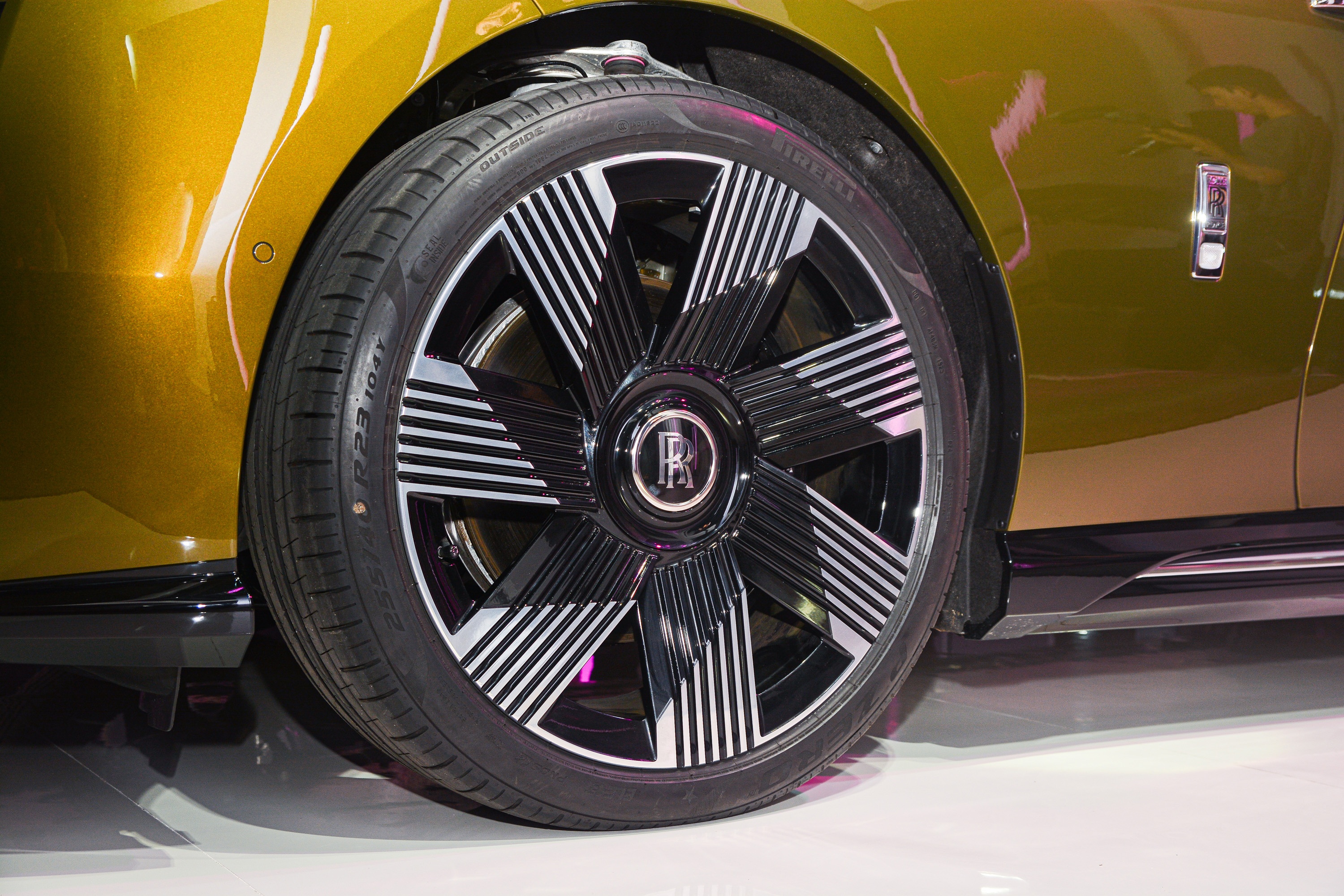 Chi tiet Rolls-Royce Spectre anh 6