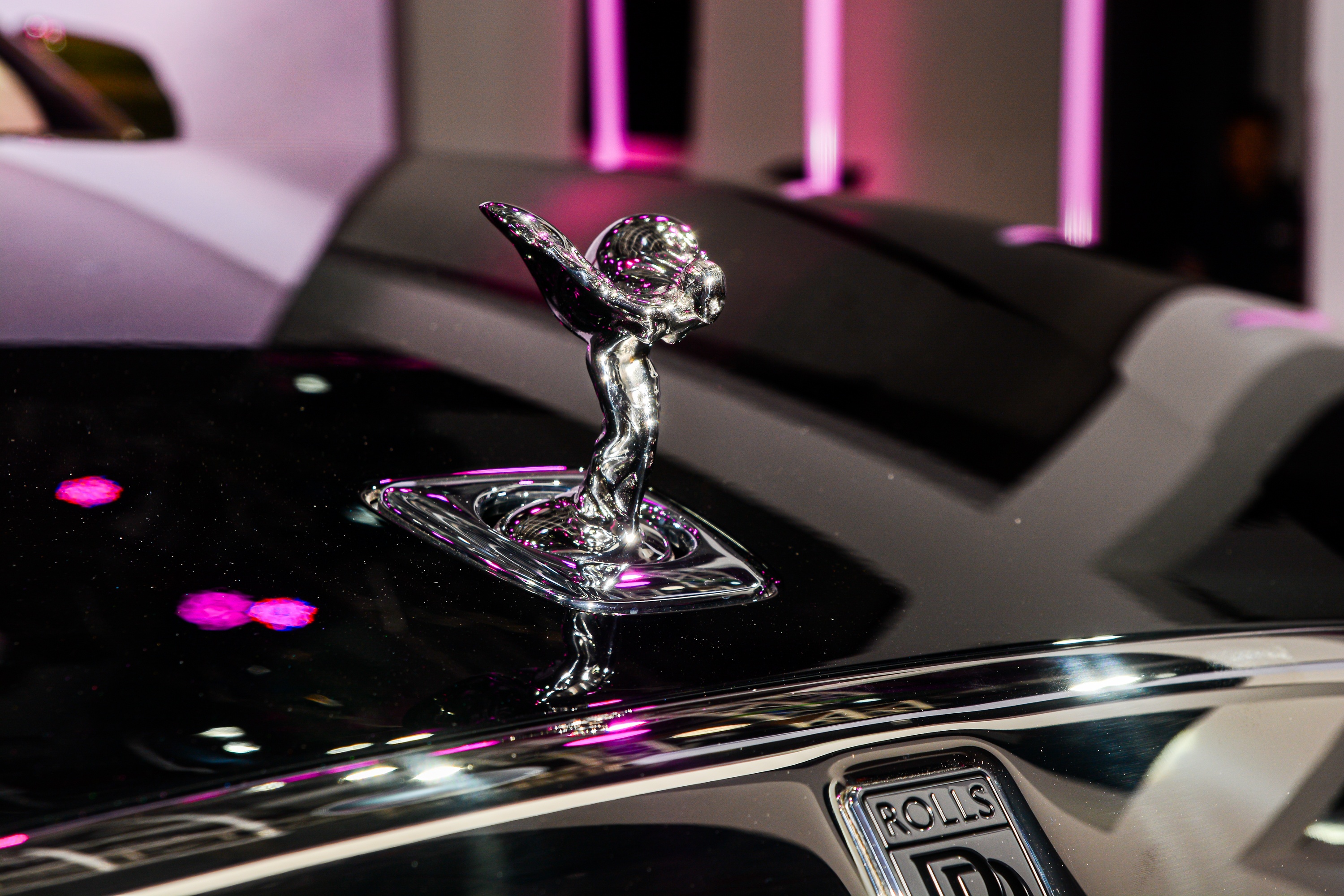 Chi tiet Rolls-Royce Spectre anh 5