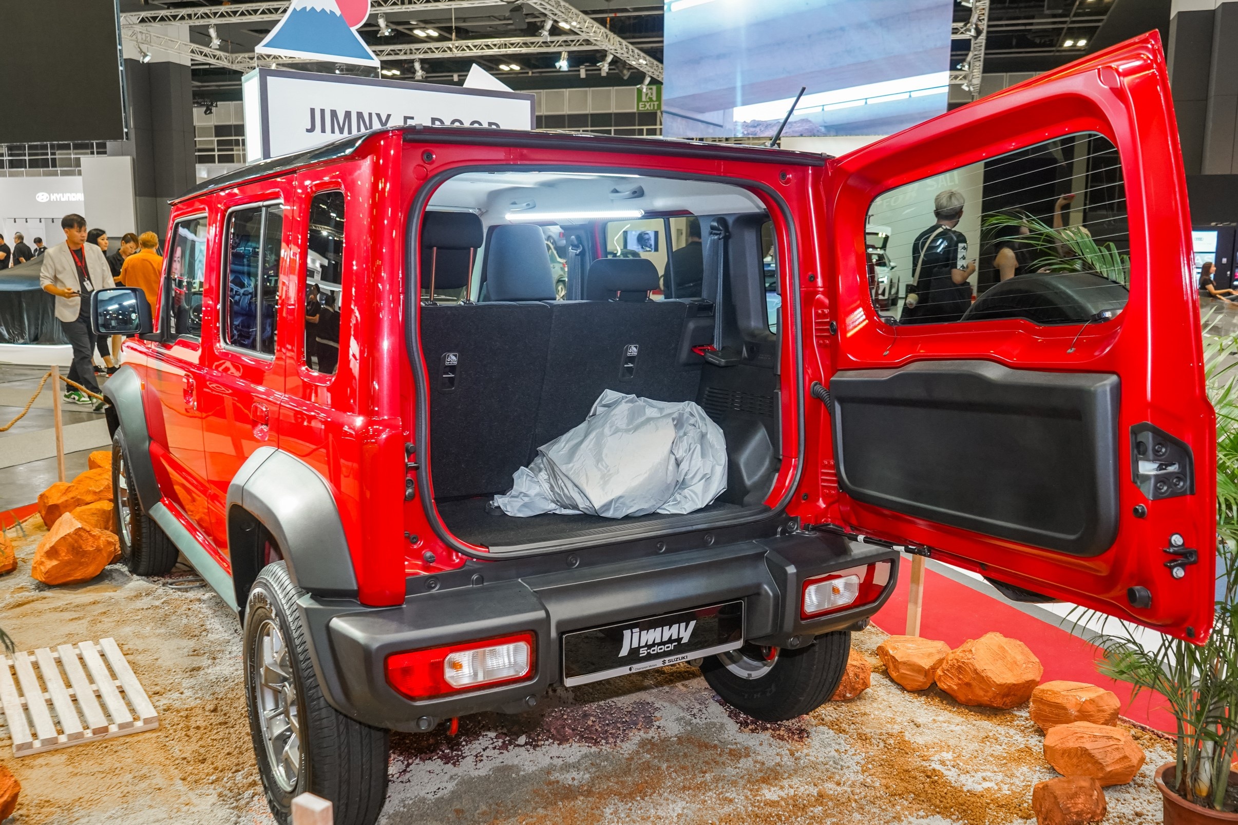 Suzuki Jimny 5 cua anh 7