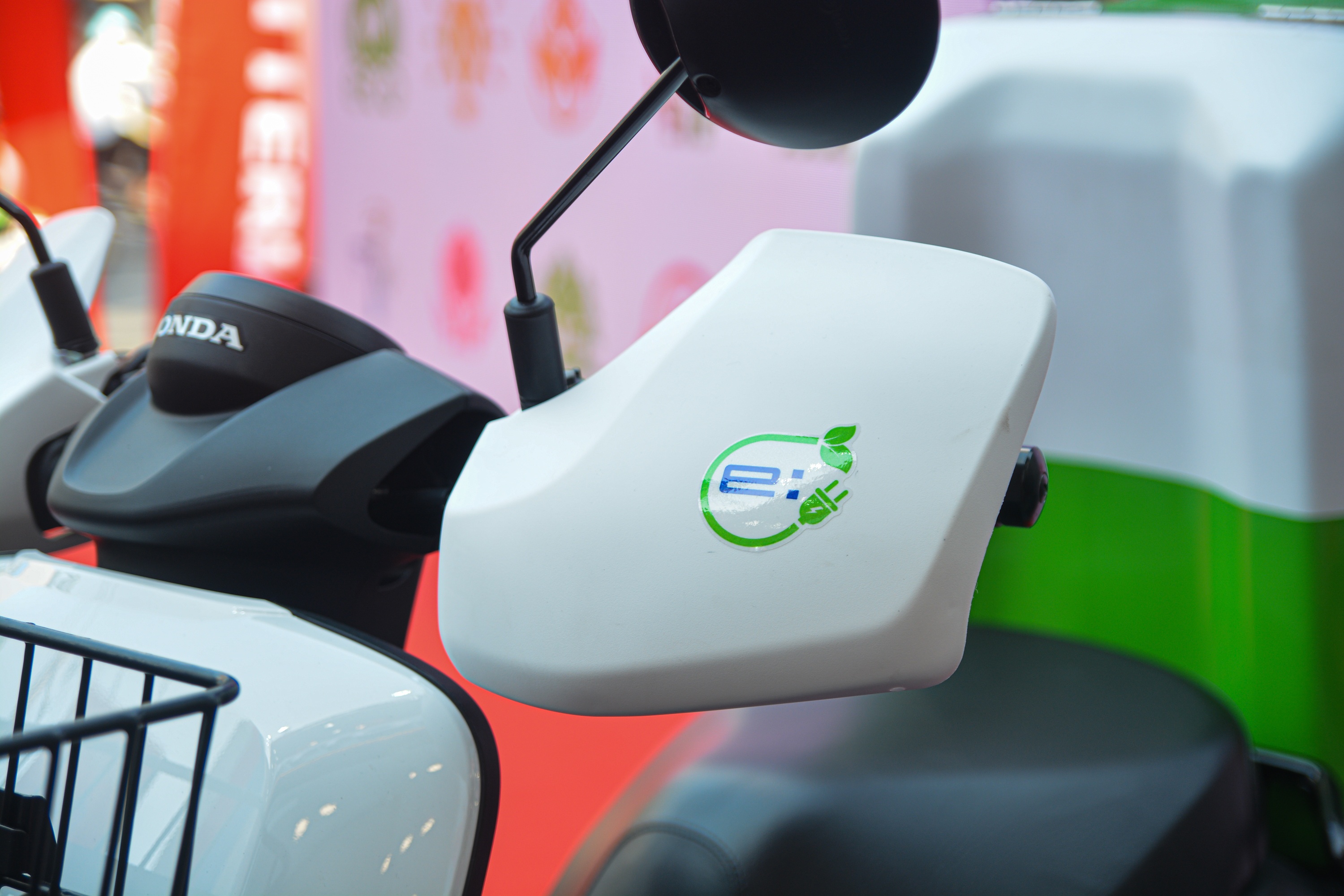 Xe dien Honda Benly e anh 5