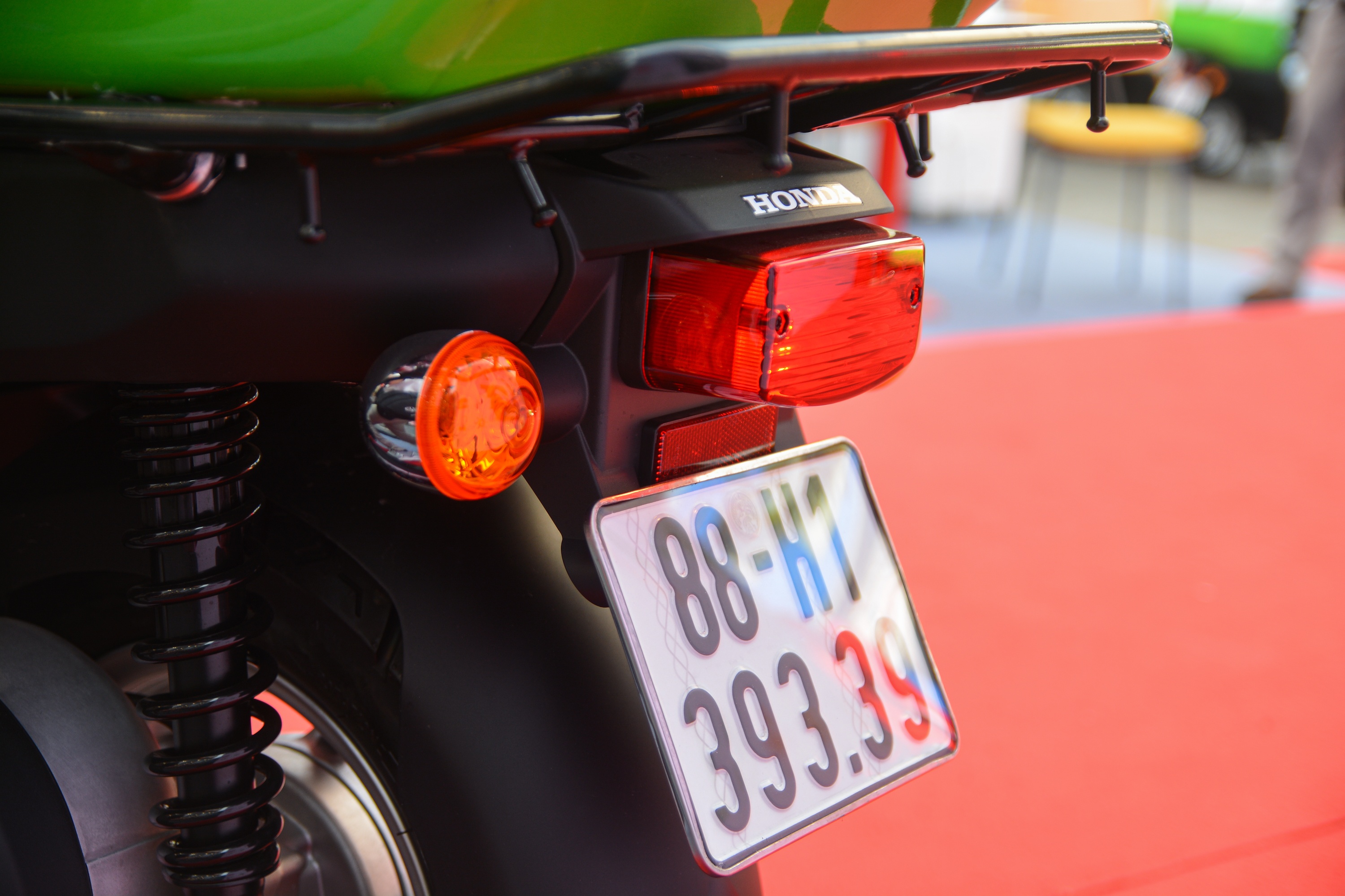 Xe dien Honda Benly e anh 14