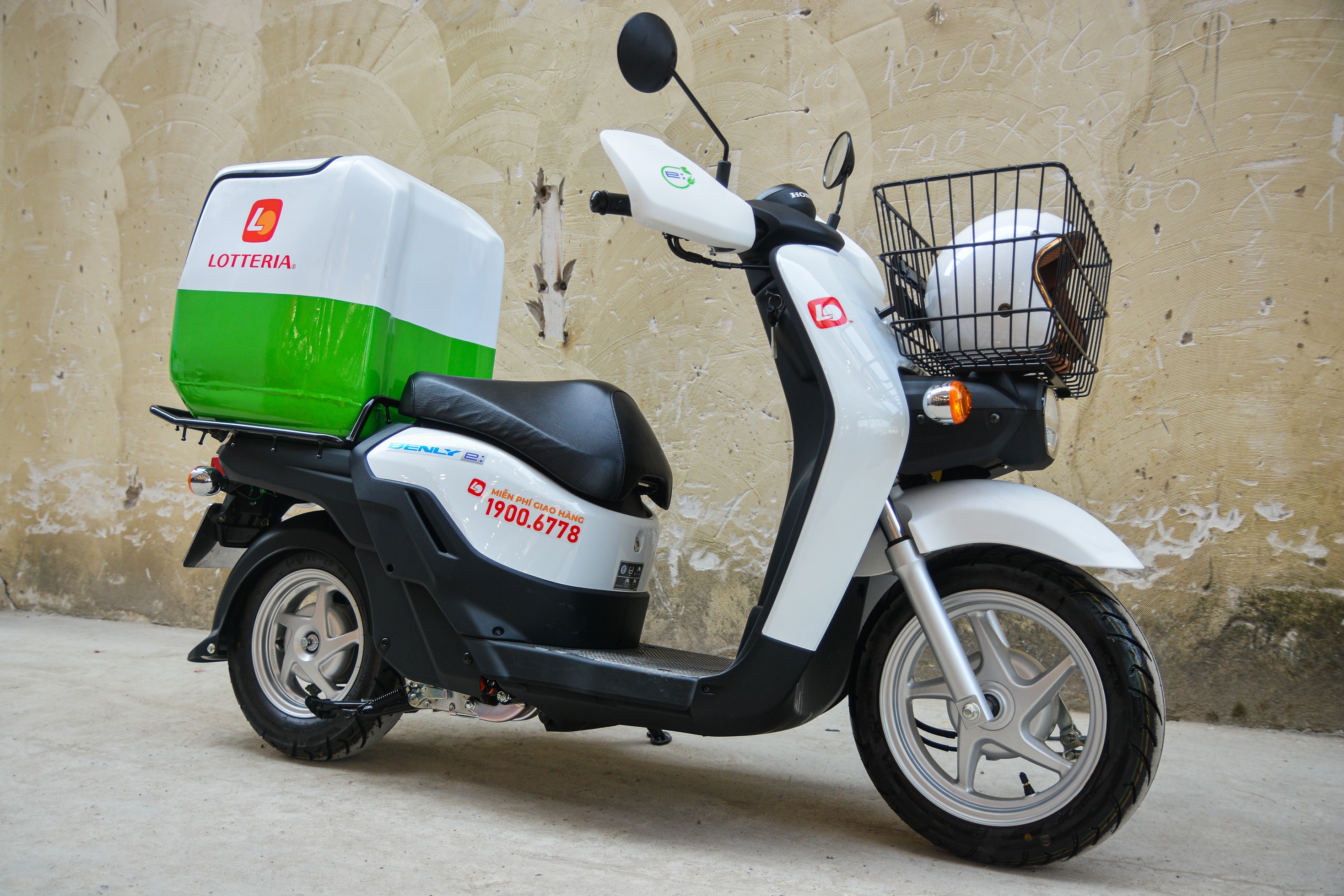 Chi tiet xe may dien Honda Benly e: tai TP.HCM hinh anh