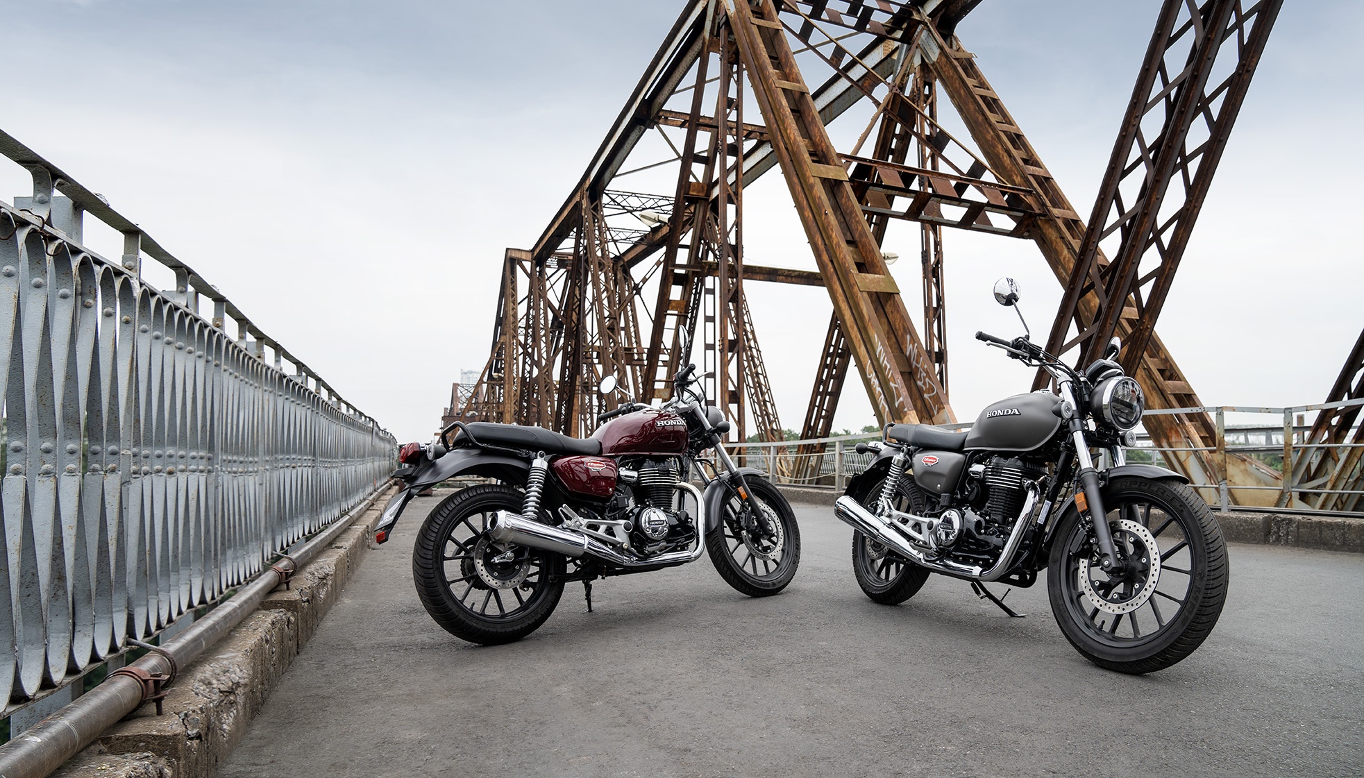 Honda Viet Nam ban CB350 anh 1