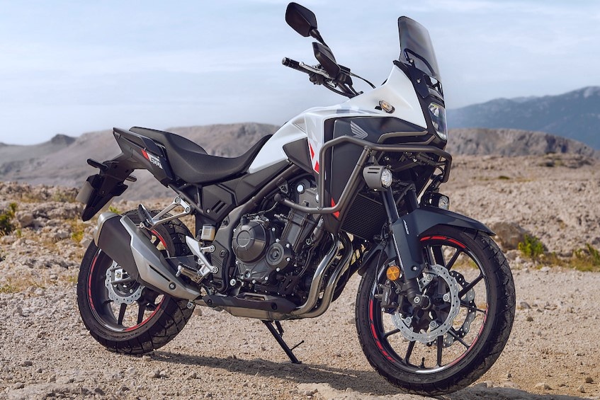 Honda ra mat moto 400 cc, co ket noi Bluetooth voi dien thoai hinh anh