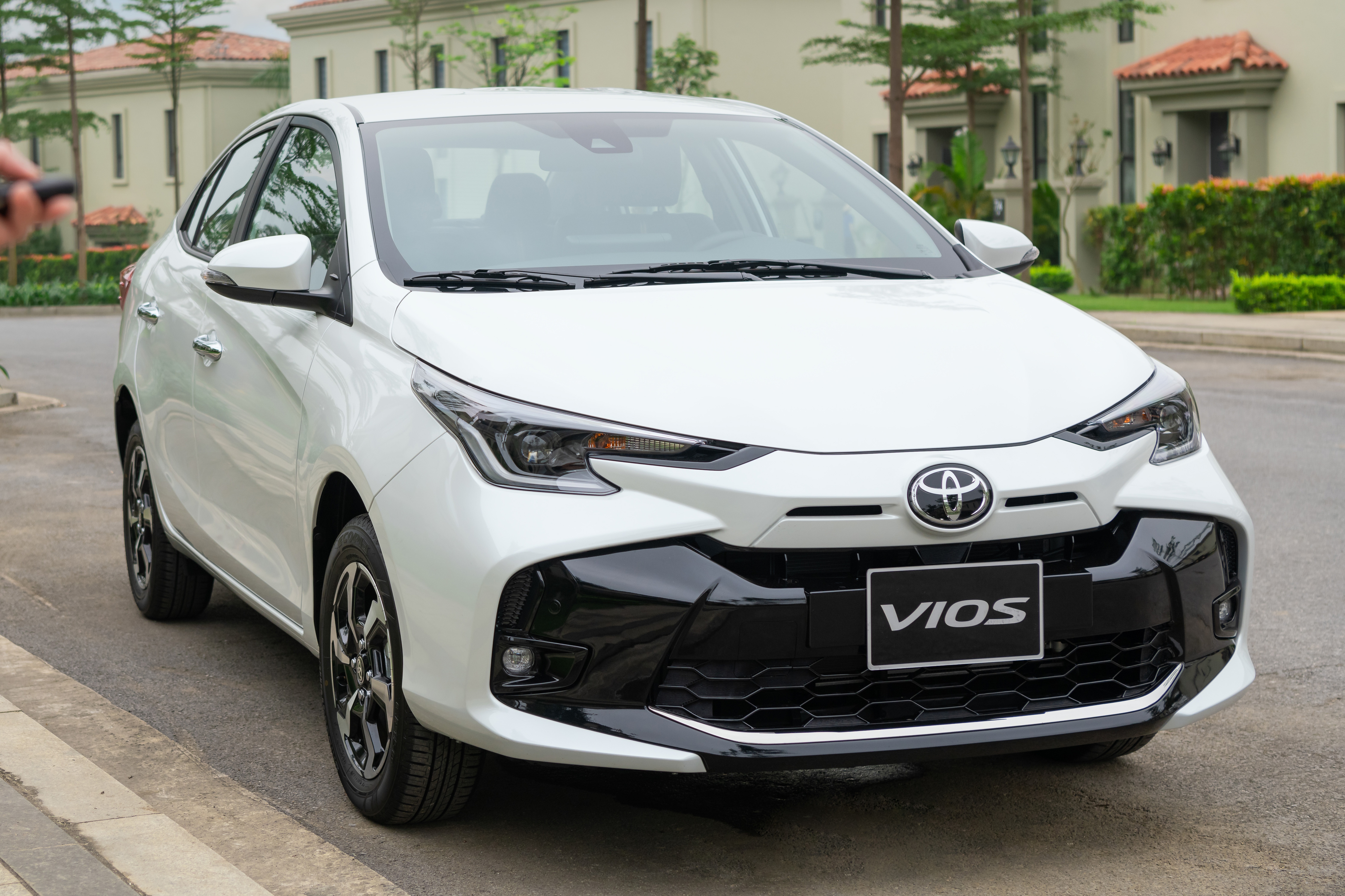 Toyota giam gia ban Vios, Veloz Cross - nhieu nhat gan 50 trieu dong hinh anh