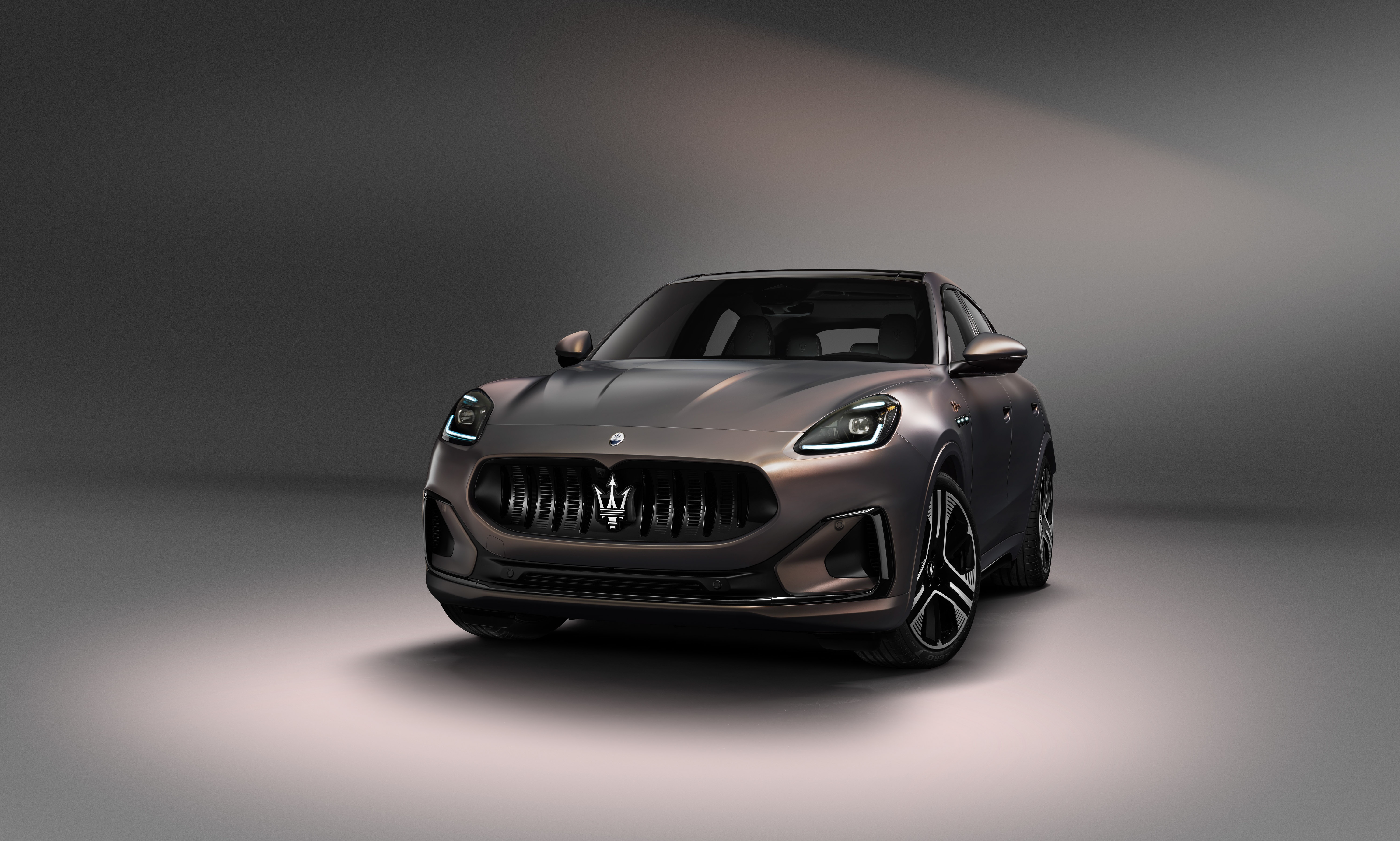 Maserati Grecale Folgore ra mat anh 8